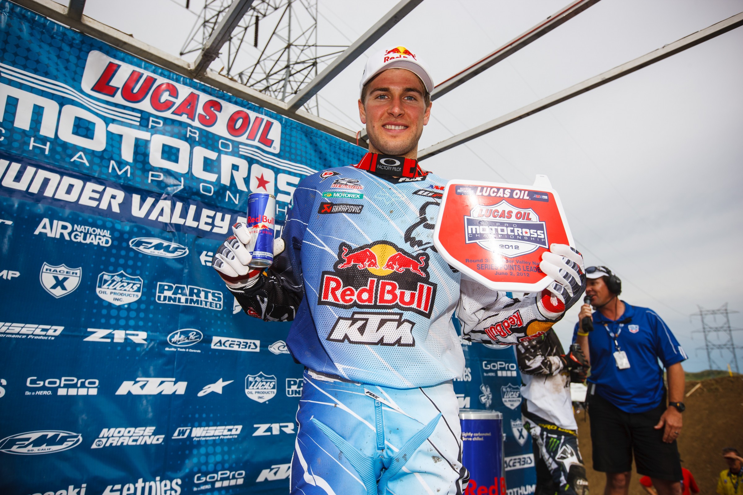 Dungey went on to win the 2012 championship after James Stewart crashed at Thunder Valley, ending his four-moto win streak at the beginning of the season.