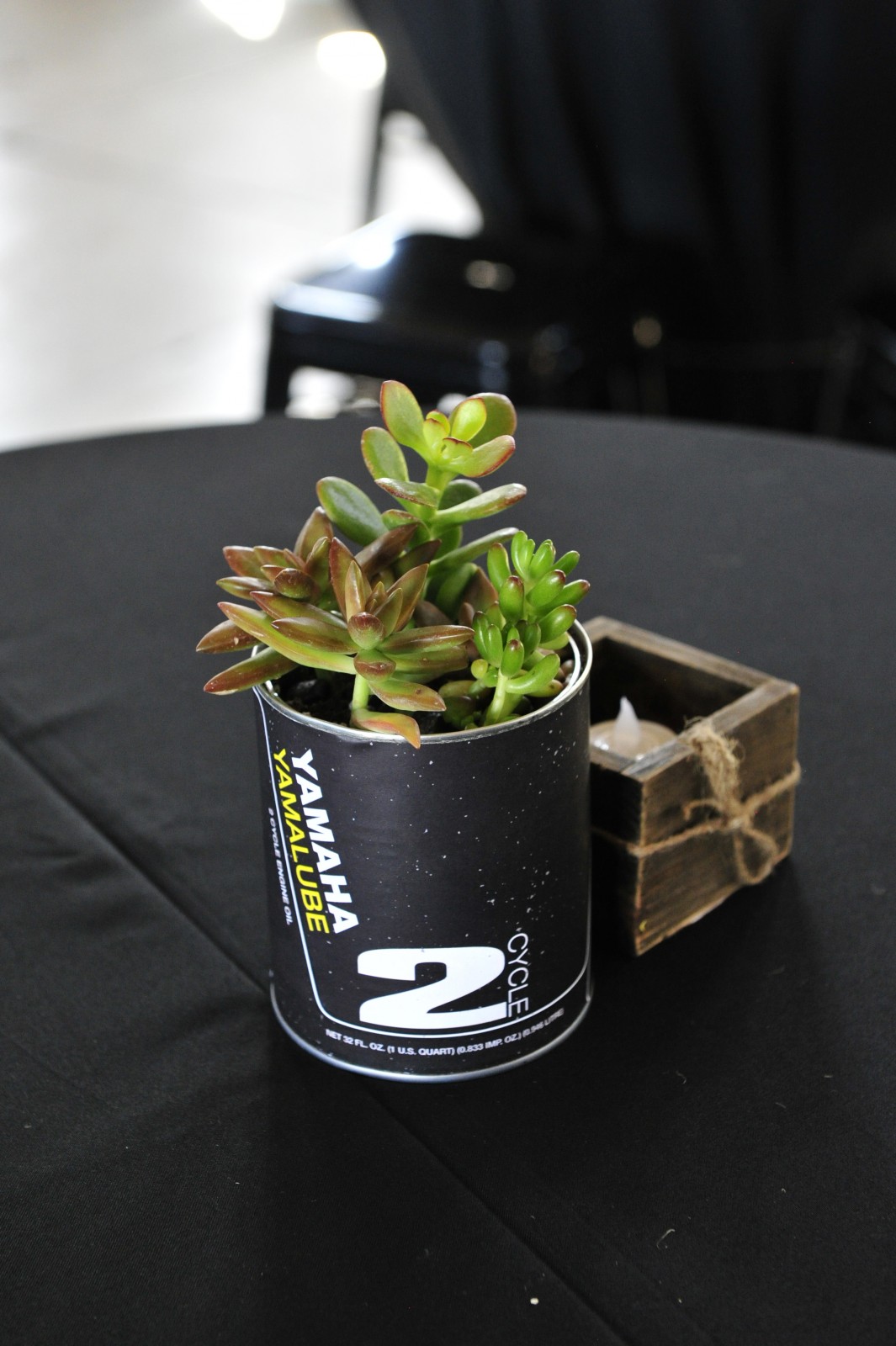 Yamalube_centerpiece_COX6630