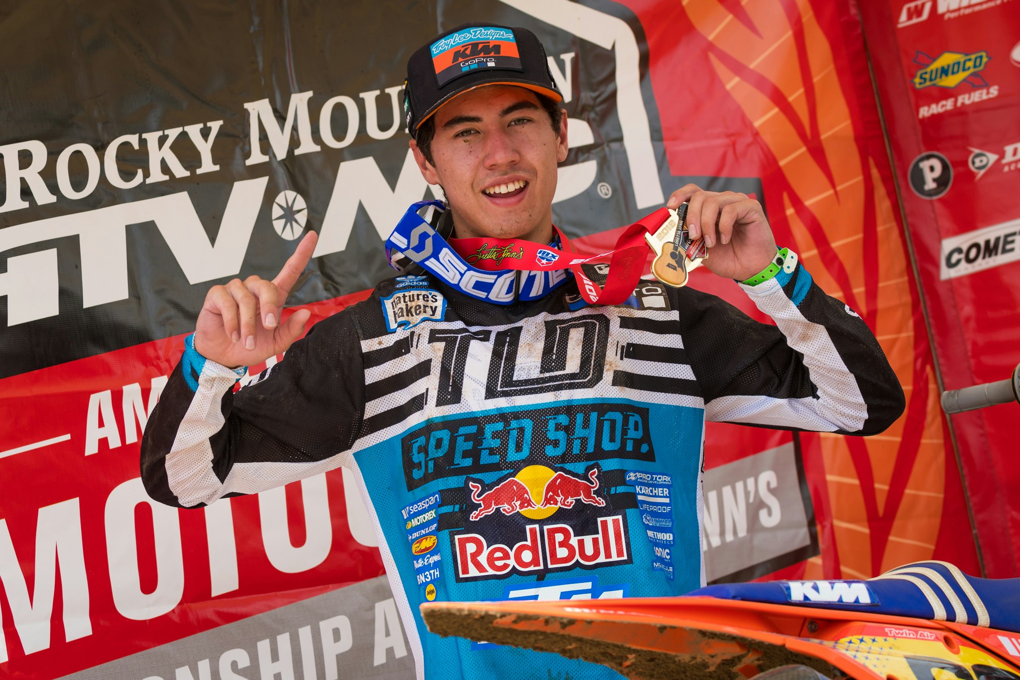 Gallery: Loretta Lynn's, Tuesday