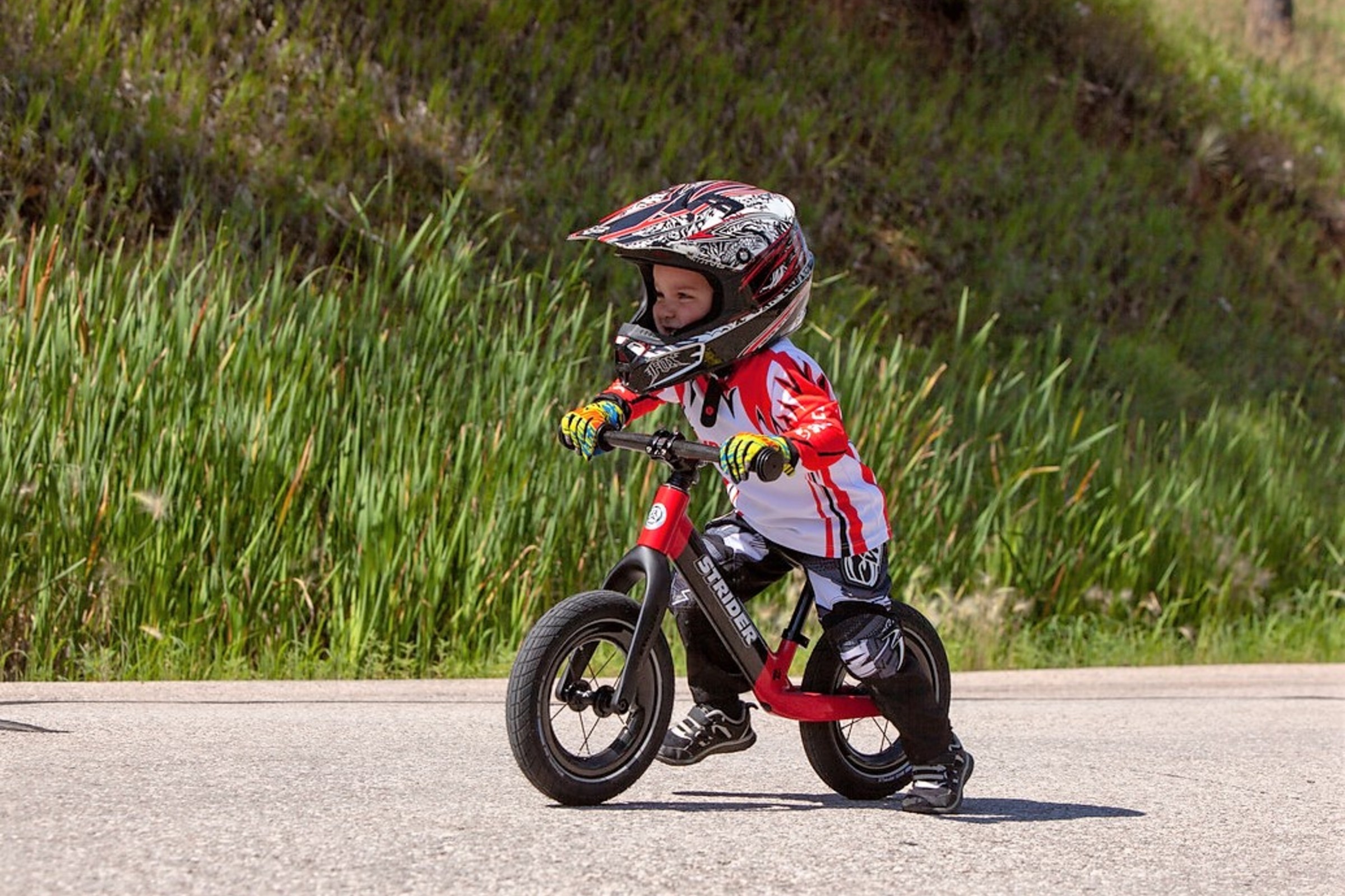 Strider Bikes Announces Strider 12 ST R Balance Bike Racer X