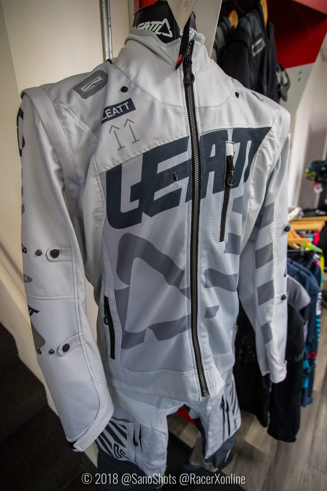 2018-09-06_Leatt-Intro_Sano_16_WM