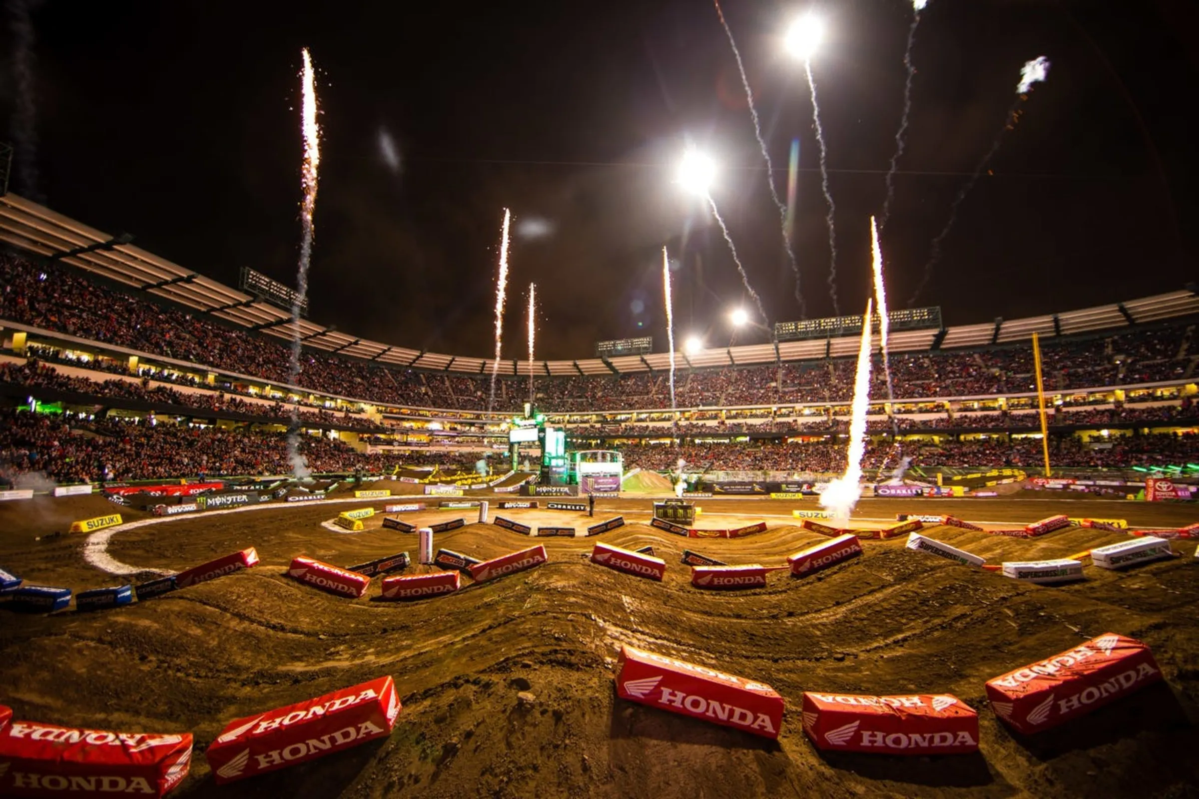 2019 Monster Energy Supercross Schedule Announced