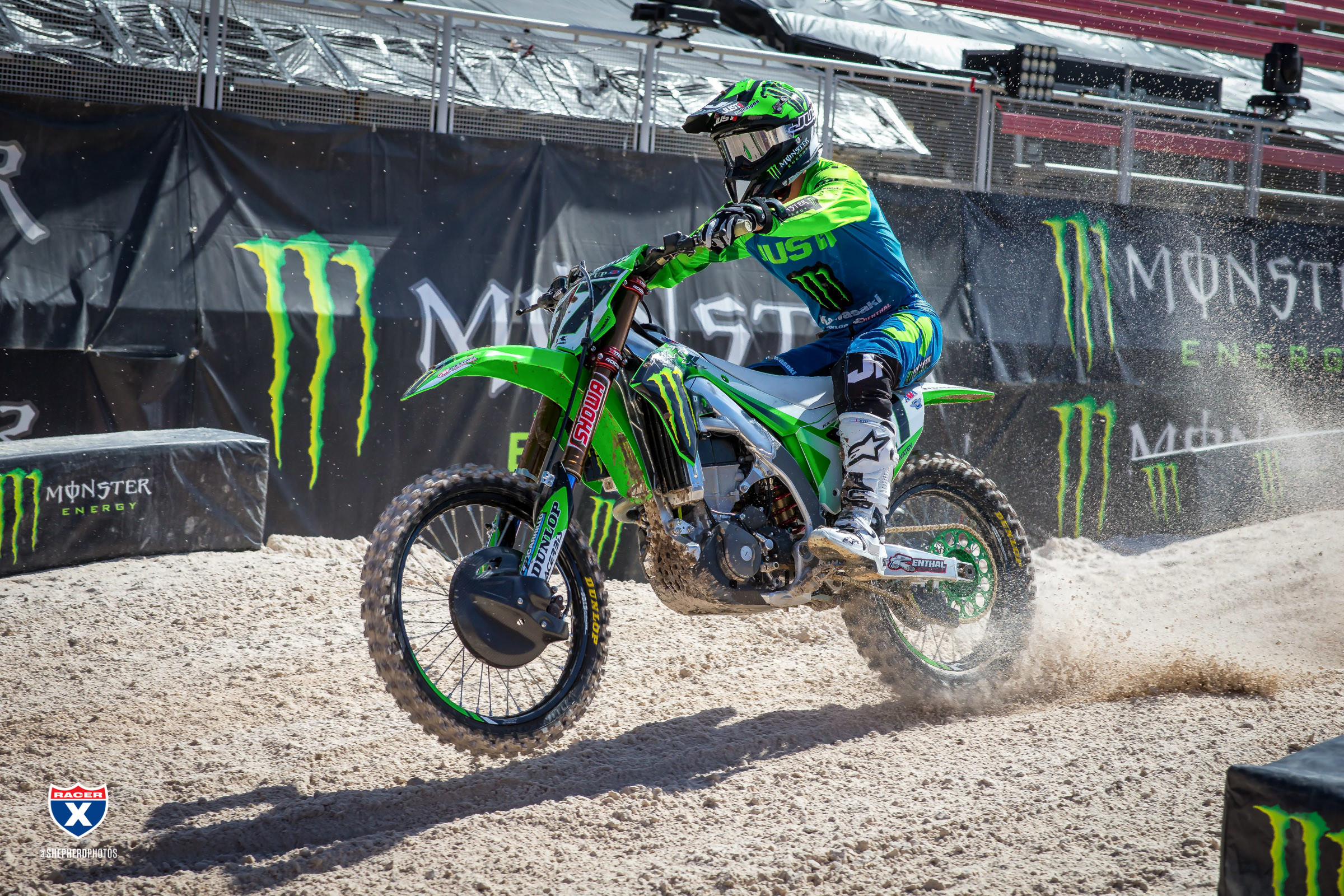 0368-Savatgy-SX18-MEC-RS-018