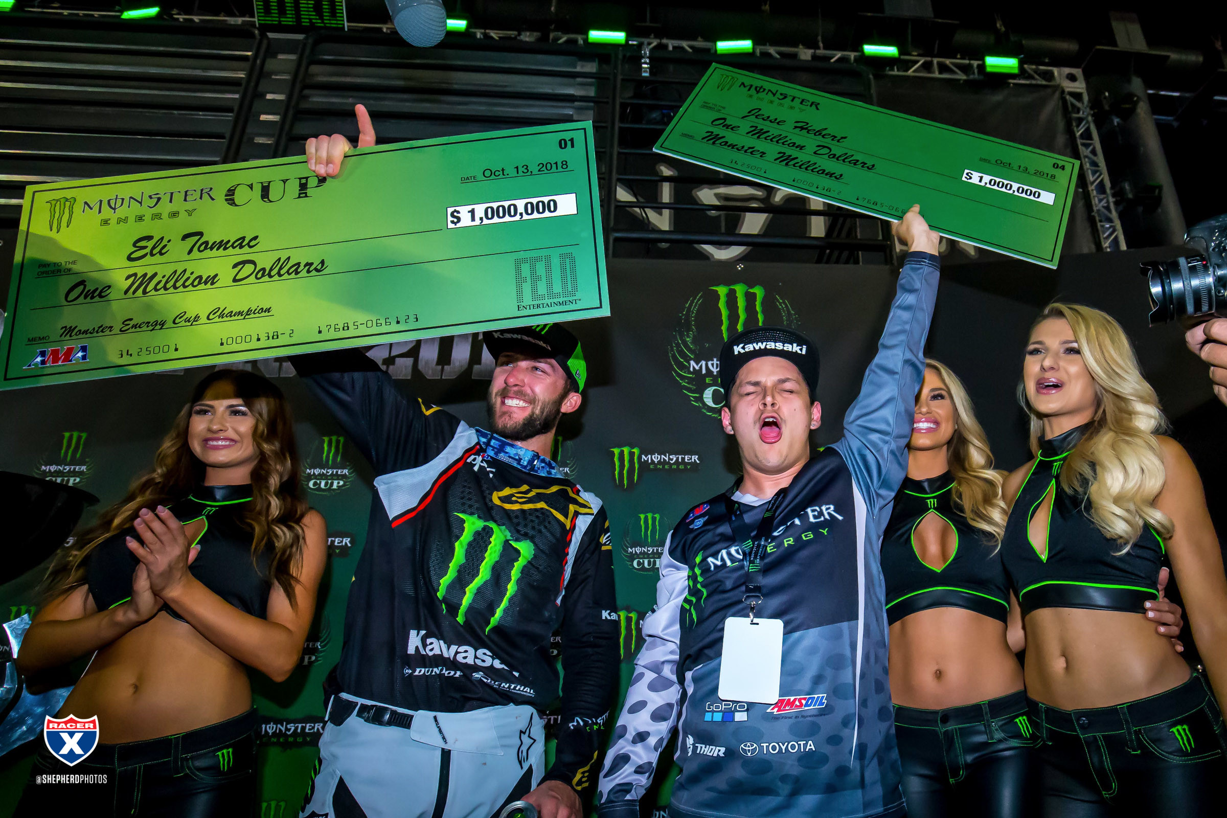 0286-Podium-SX18-MEC-RS-024