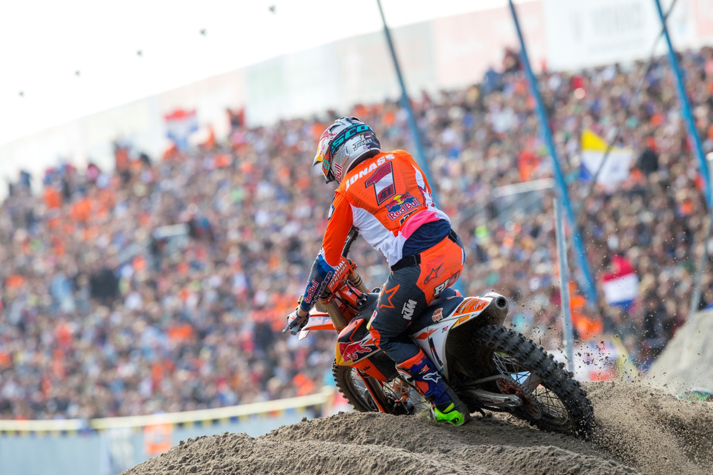 Watch: Season One, Episode 2 of MX World