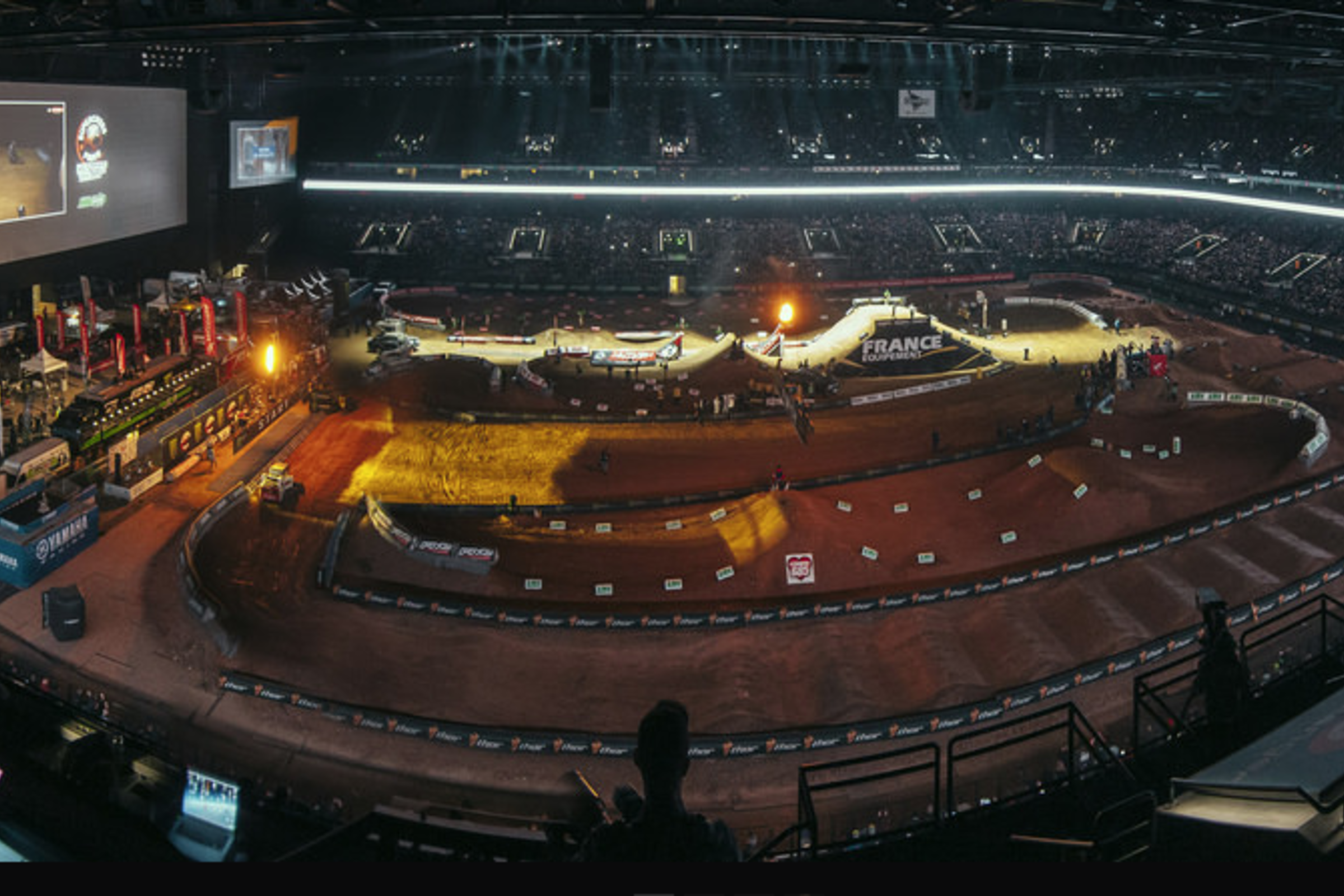 Watch: Live Qualifying of Paris Supercross