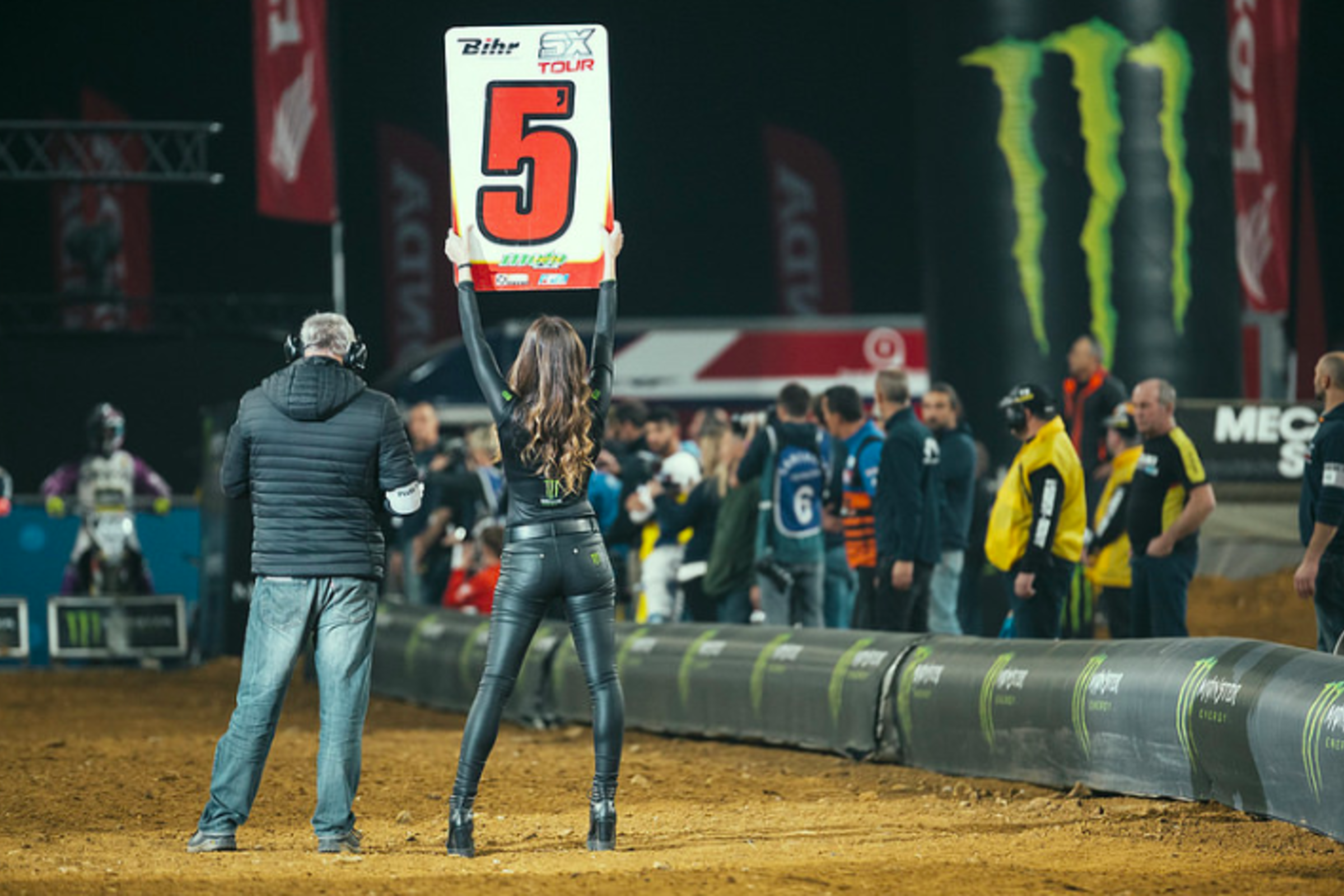 Watch Live Qualifying of Paris Supercross (Saturday) [Archive] Racer X