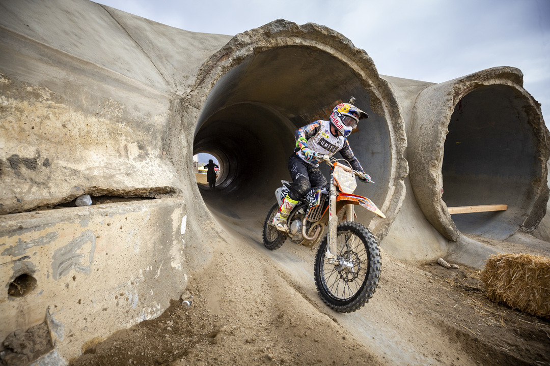 Robbie Maddison competes at Red Bull Day In The Dirt At Glen Helen Raceway in San Bernardino, California, USA on 24 November, 2018.
