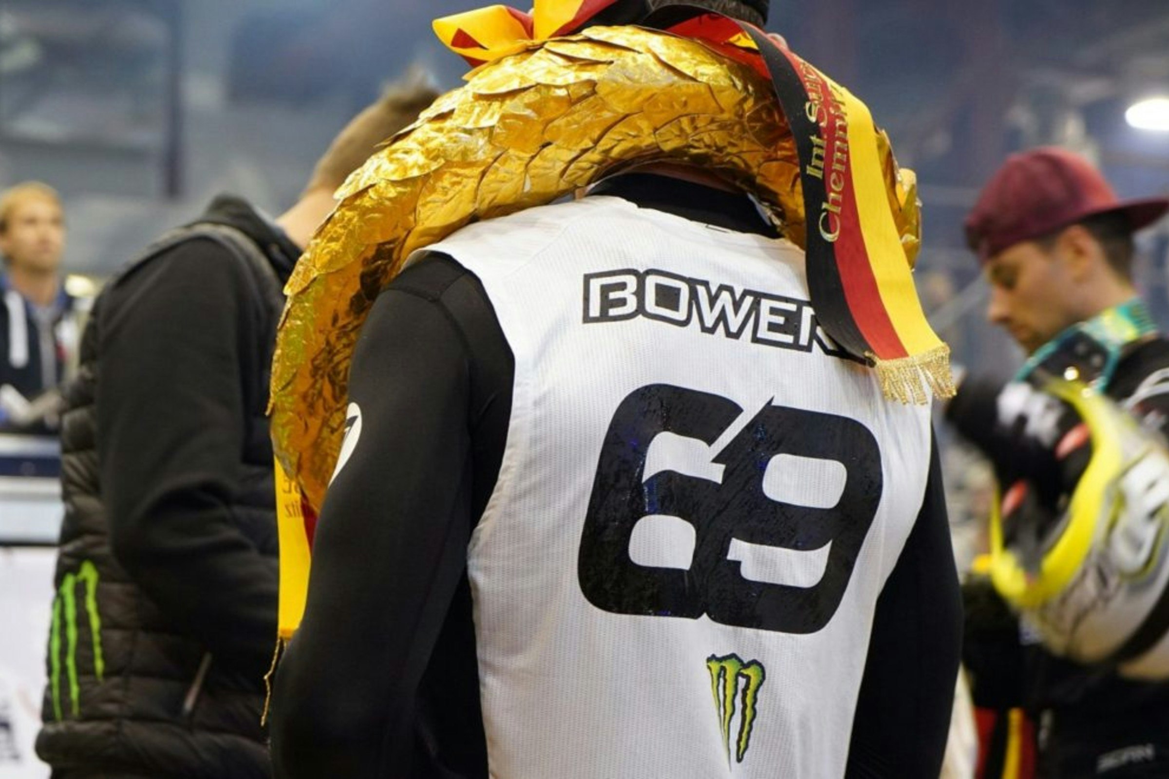 Tyler Bowers Crowned King of Chemnitz