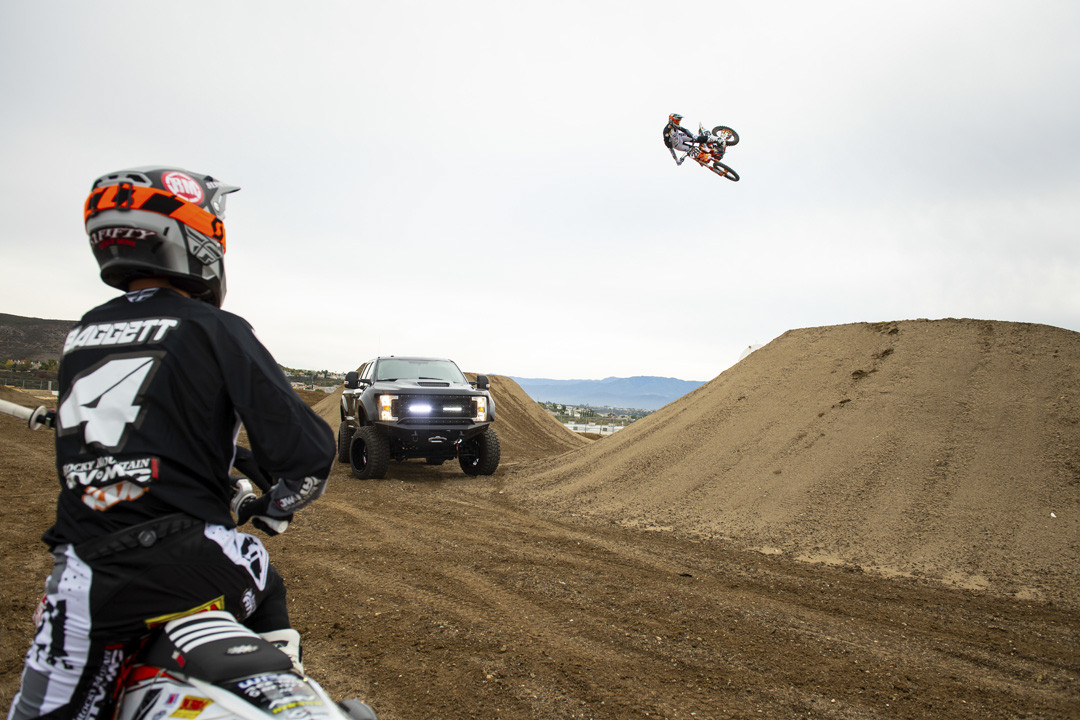 RMKTMteamDec18-Cudby-259