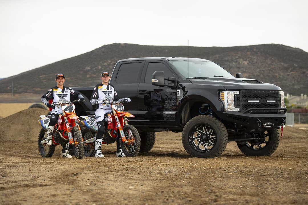 RMKTMteamDec18-Cudby-266