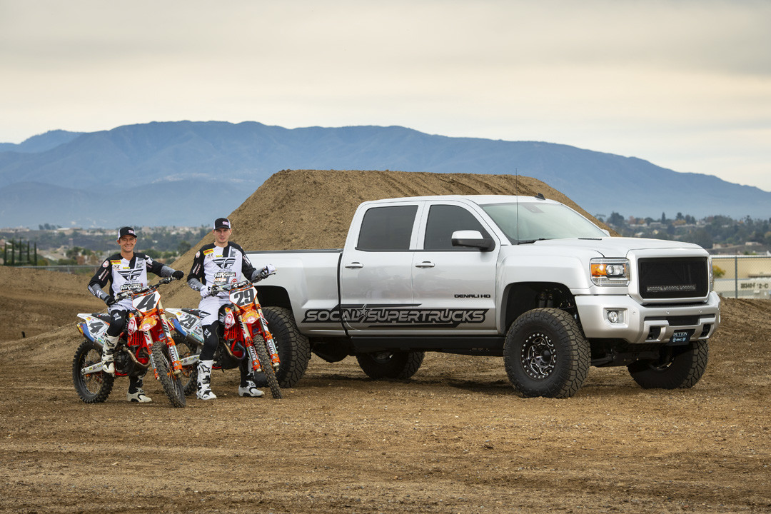 RMKTMteamDec18-Cudby-245