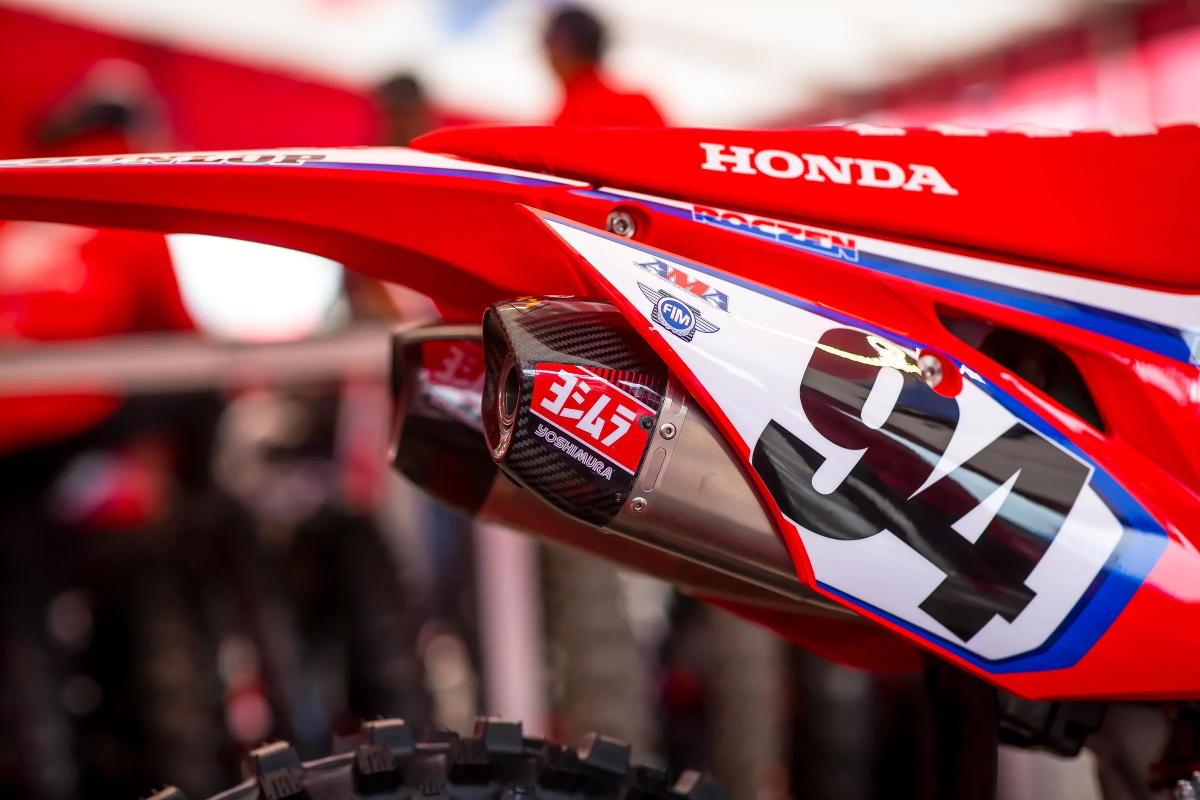 Watch: 2019 450 Factory Bikes