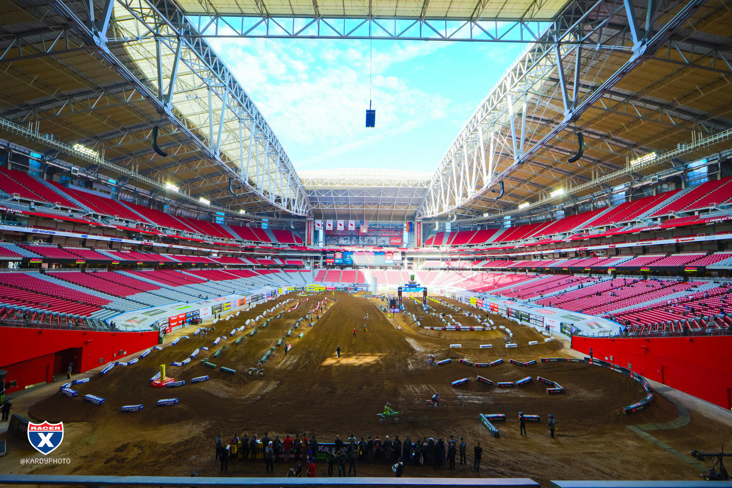 Pits_JK_SX19_Glendale_1174