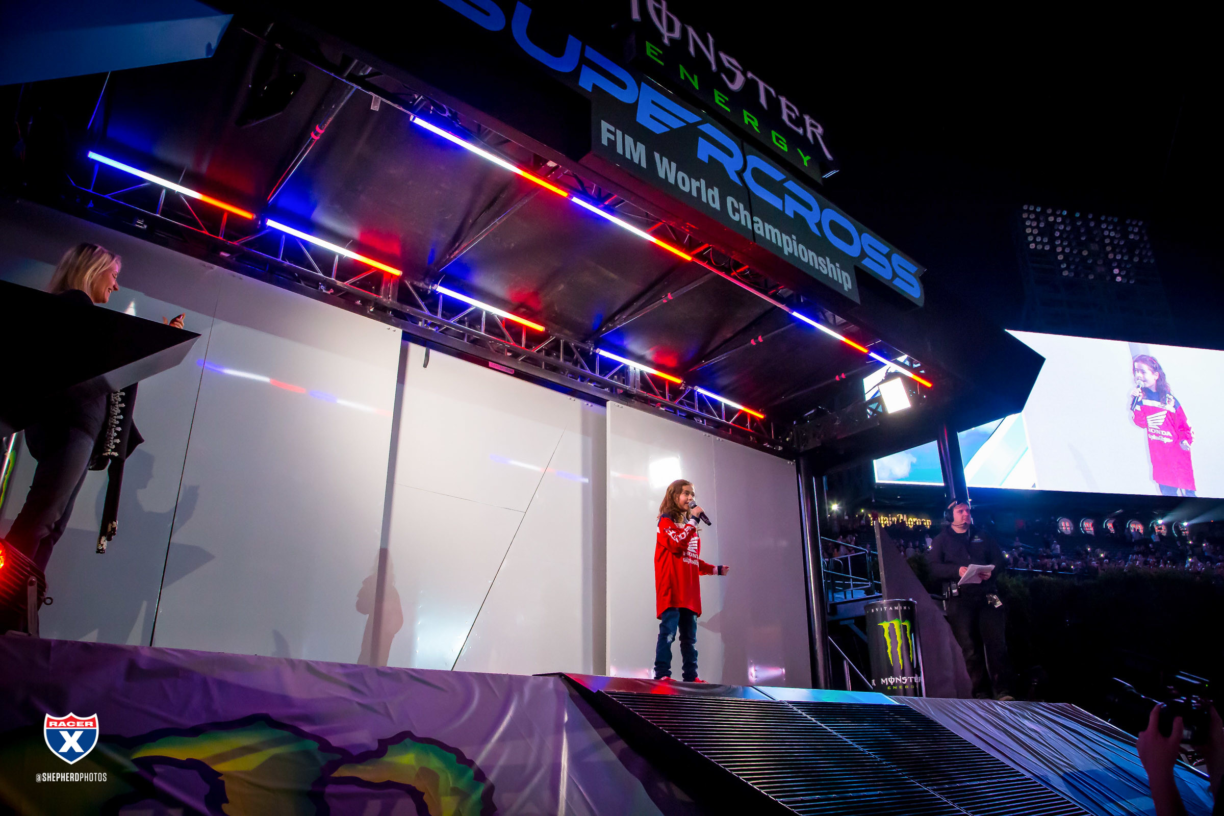 Pits_RS_SX19_Anaheim2_133