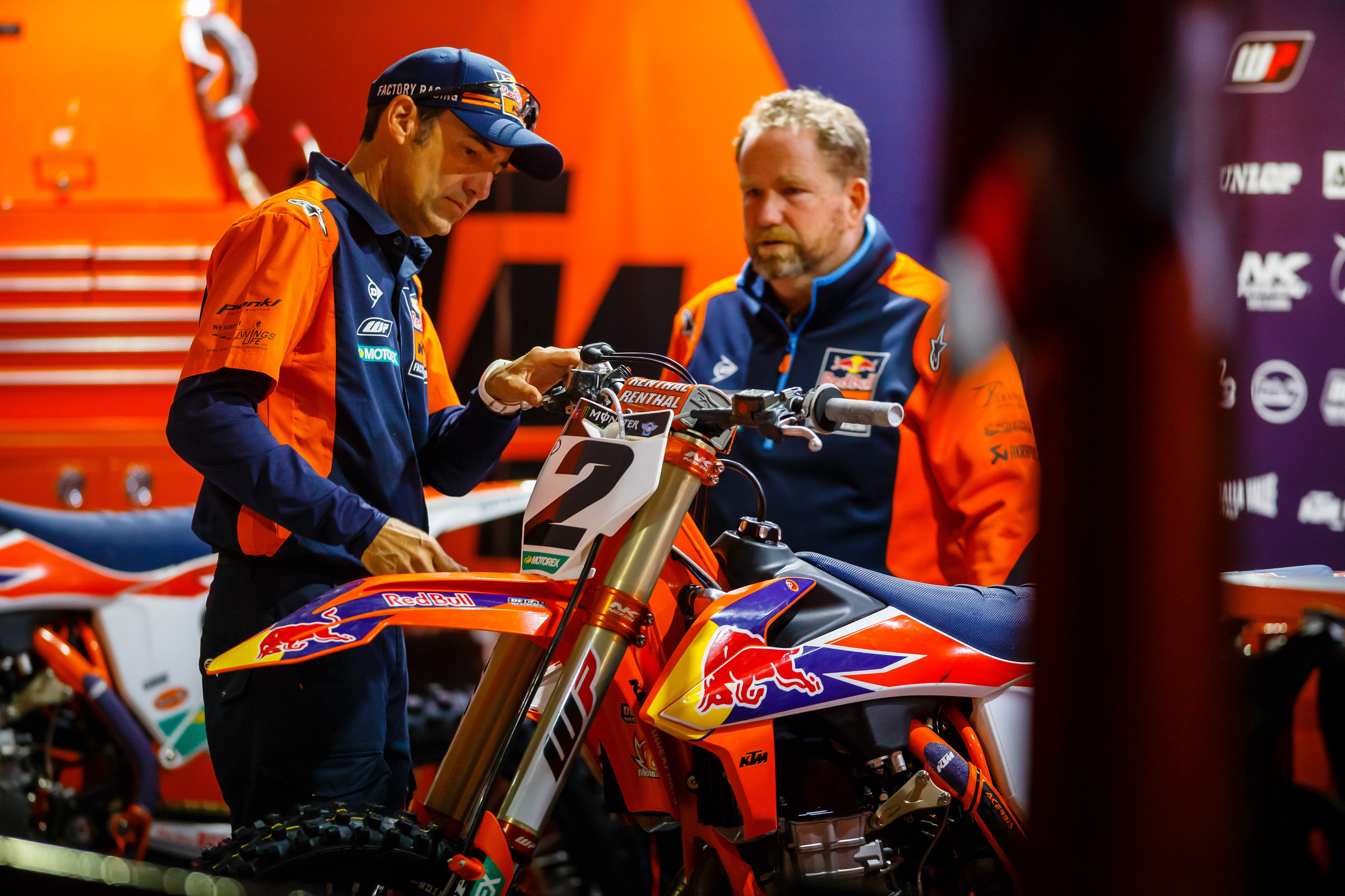 Pits_JK_SX19_Glendale_1339