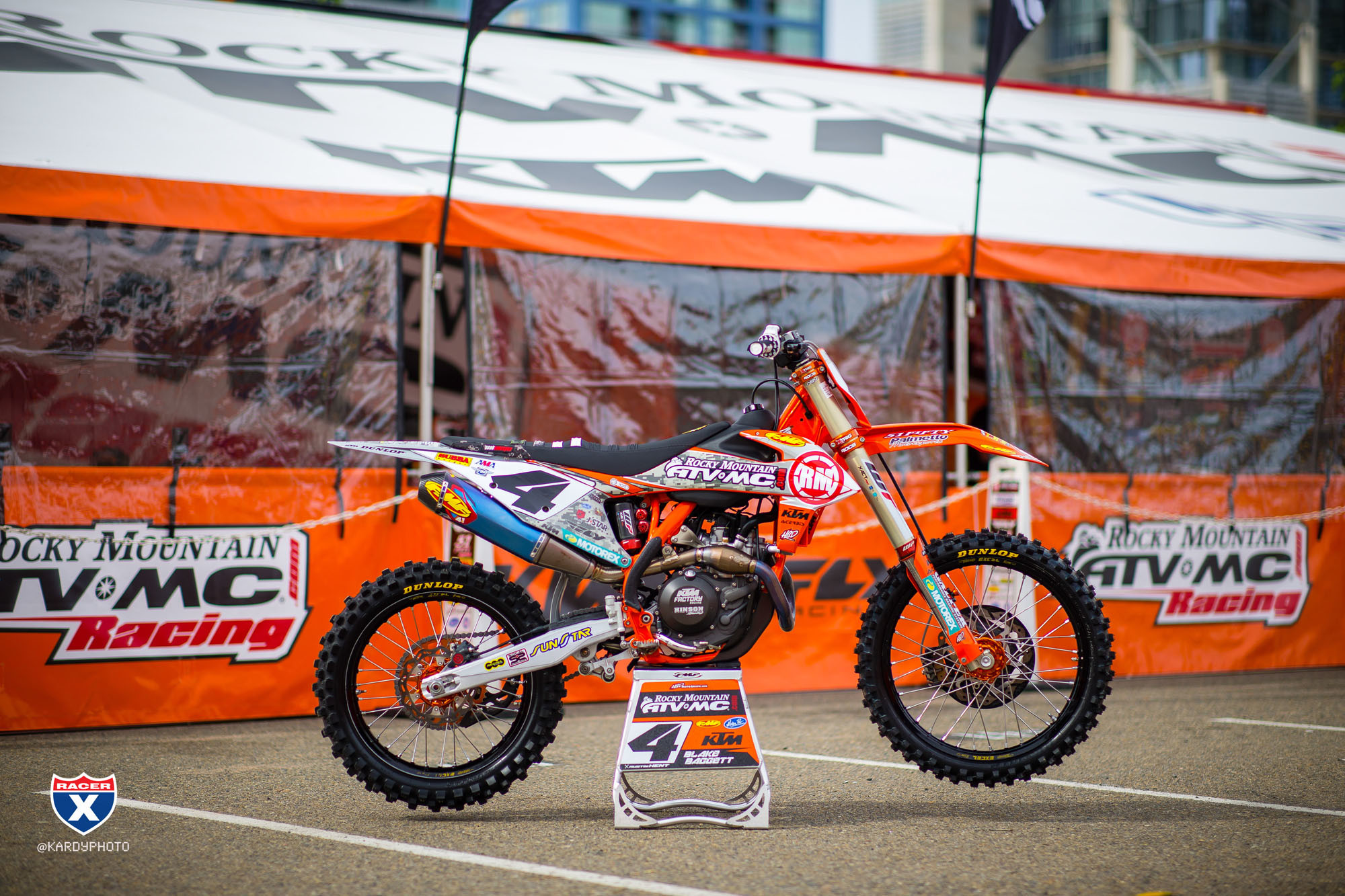 Pits_JK_SX19_SanDiego_1053