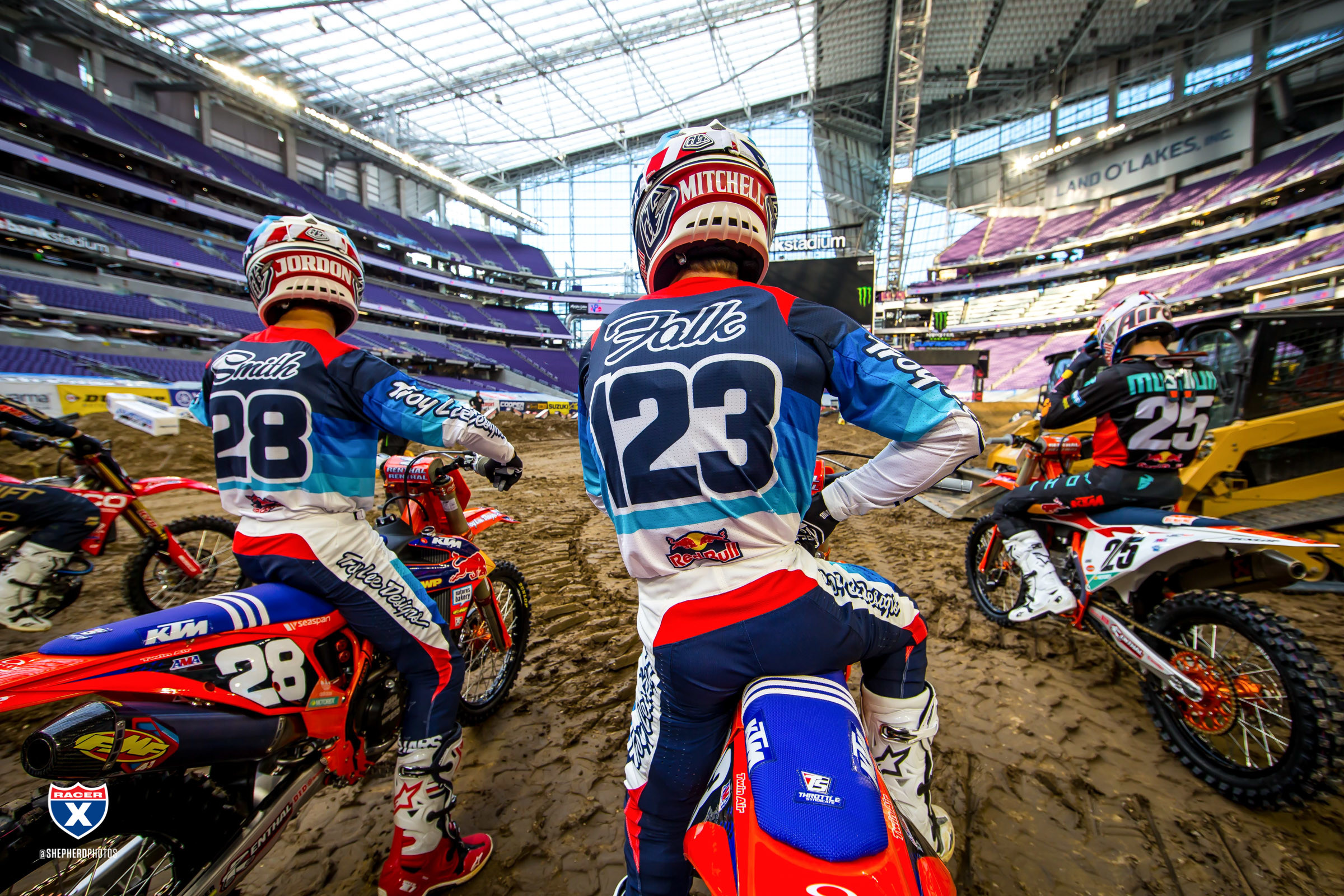 Falk_RS_SX19_Minneapolis_045