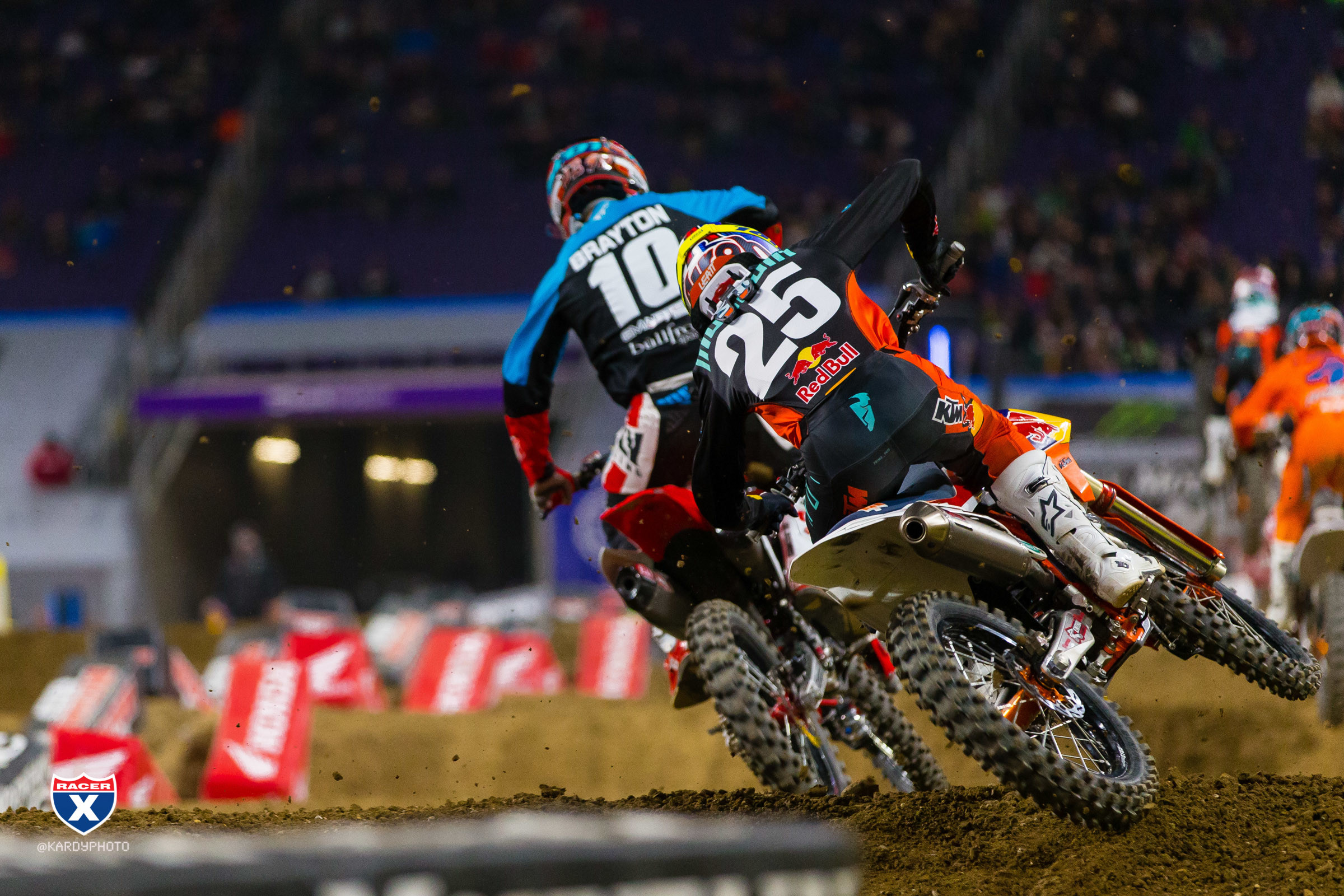 Multiple_JK_SX19_Minneapolis_1477