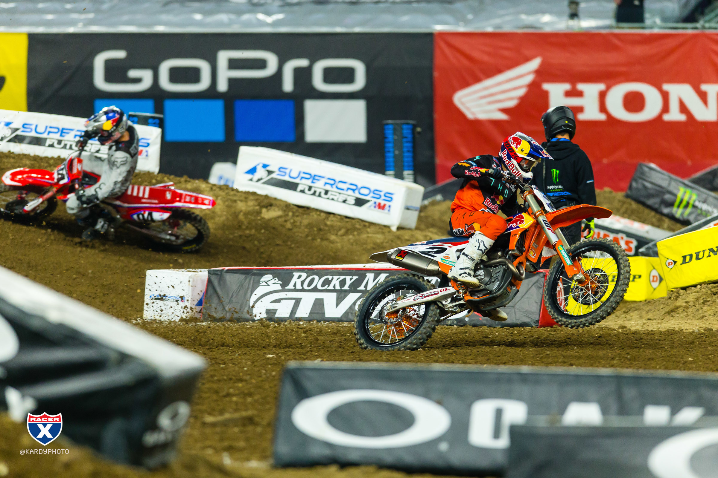 Multiple_JK_SX19_Minneapolis_1818