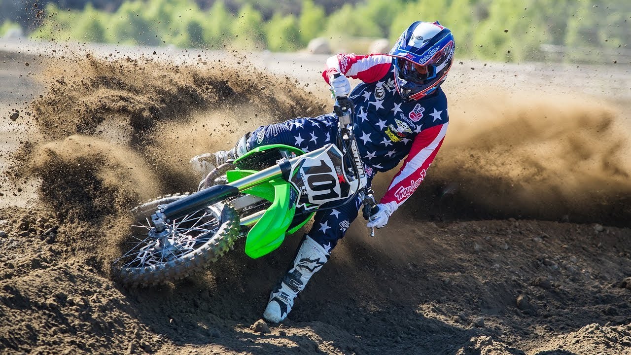 Ping takes the 2019 KX450 for a test ride.
