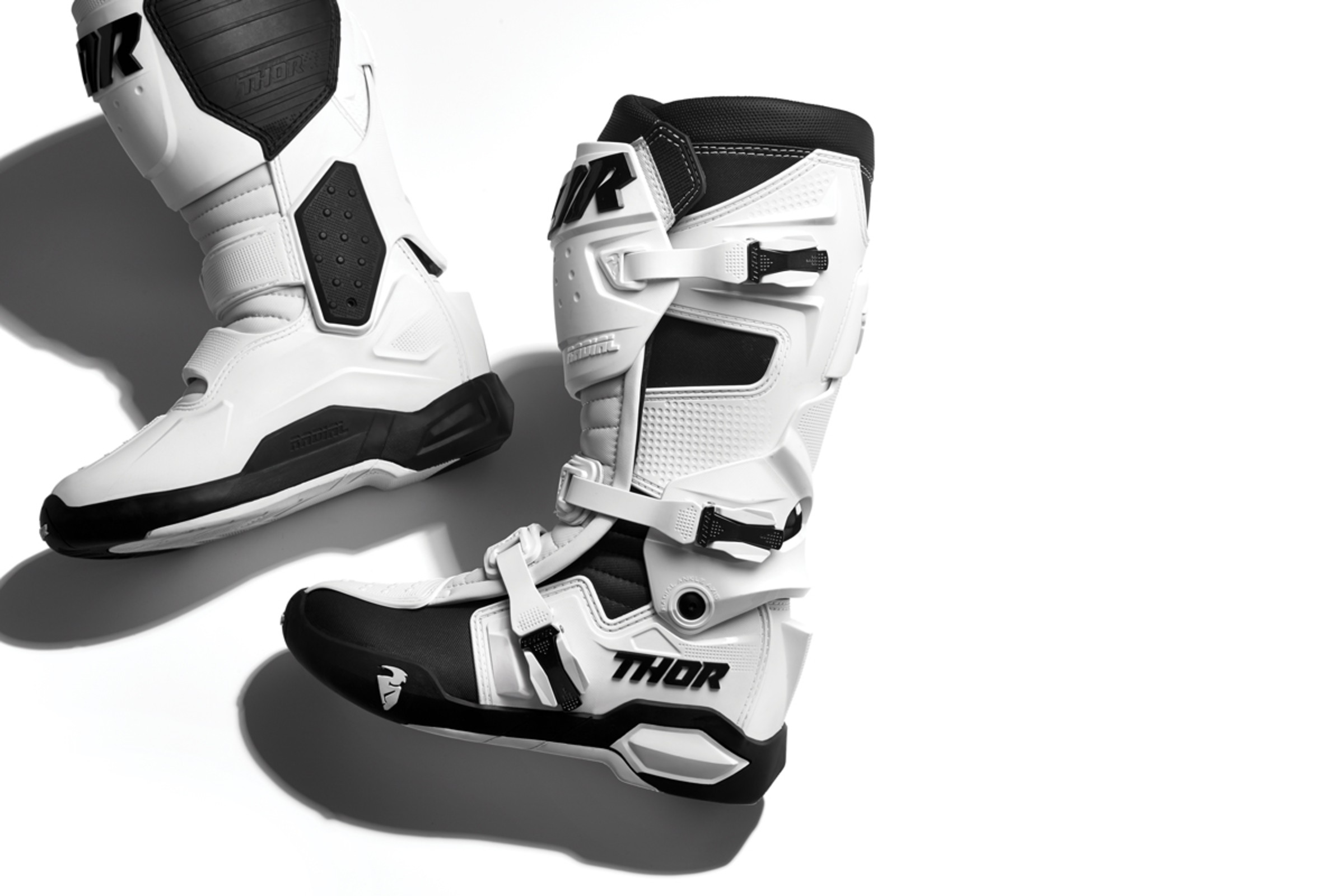 Thor radial shop mx boots