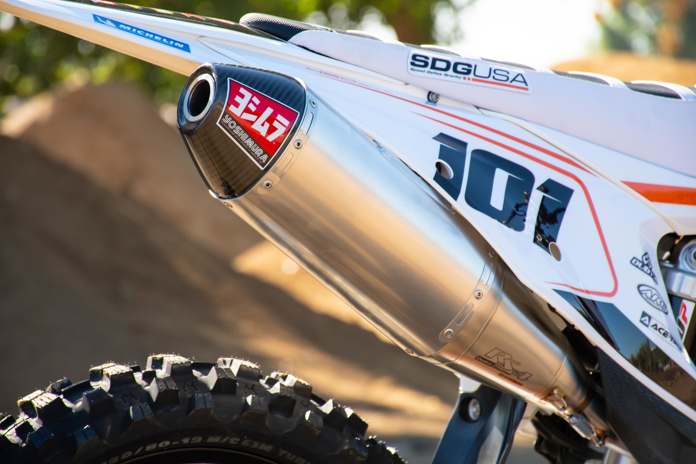 2019KTM450GarageBuild-Cudby-004