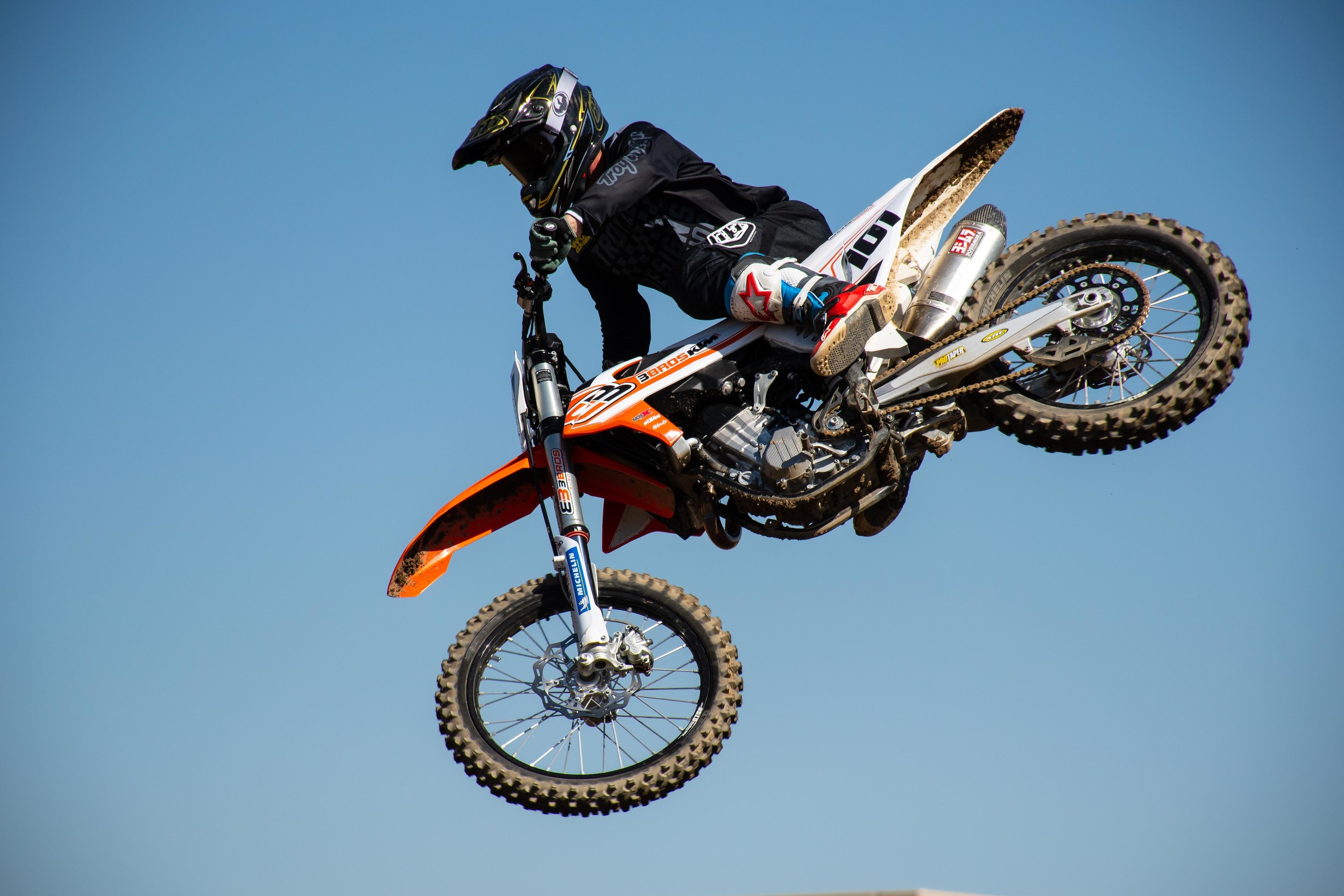 2019KTM450GarageBuild-Cudby-034