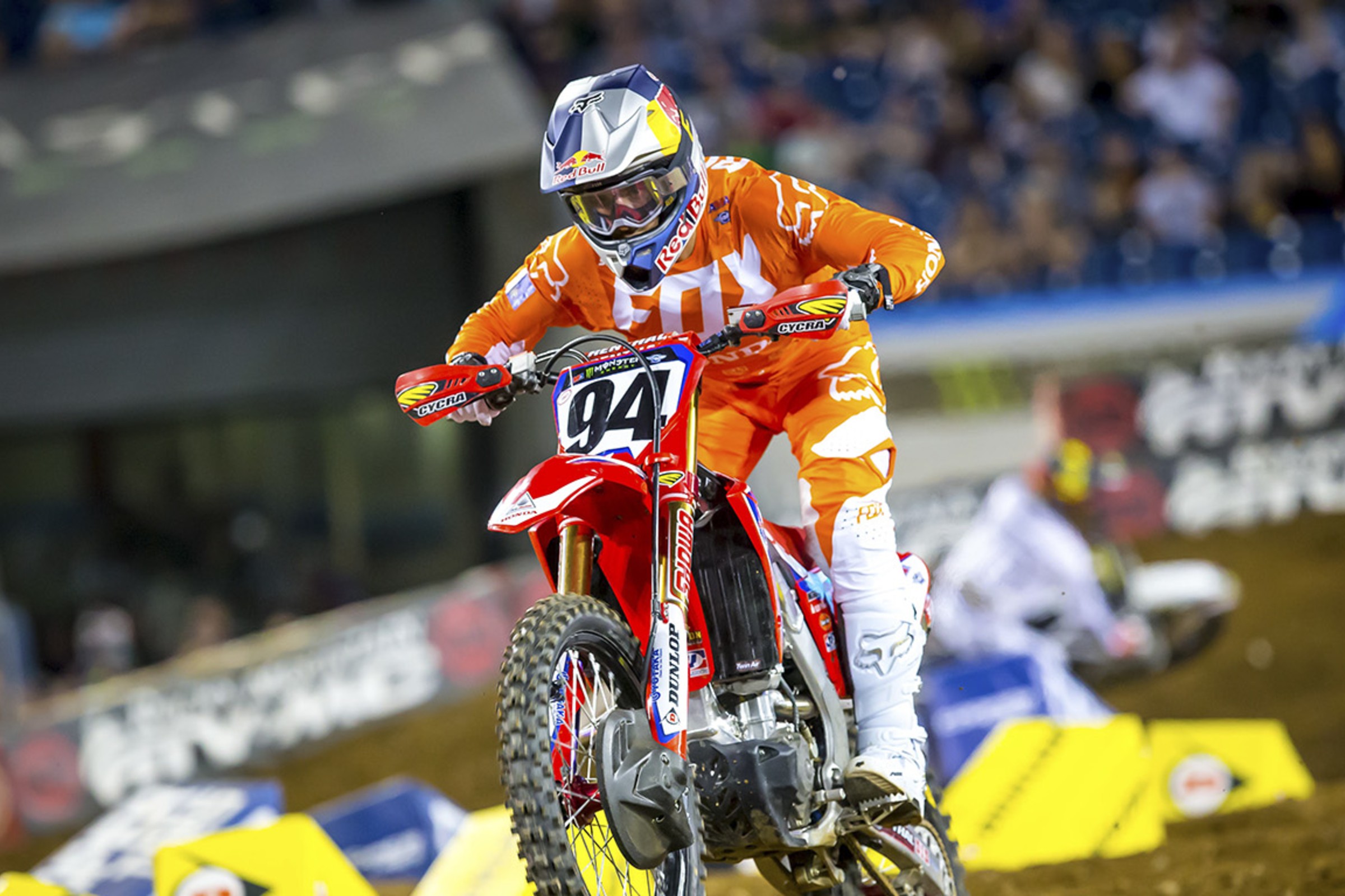 Who Wore It Better: Kenny Vs. Stew