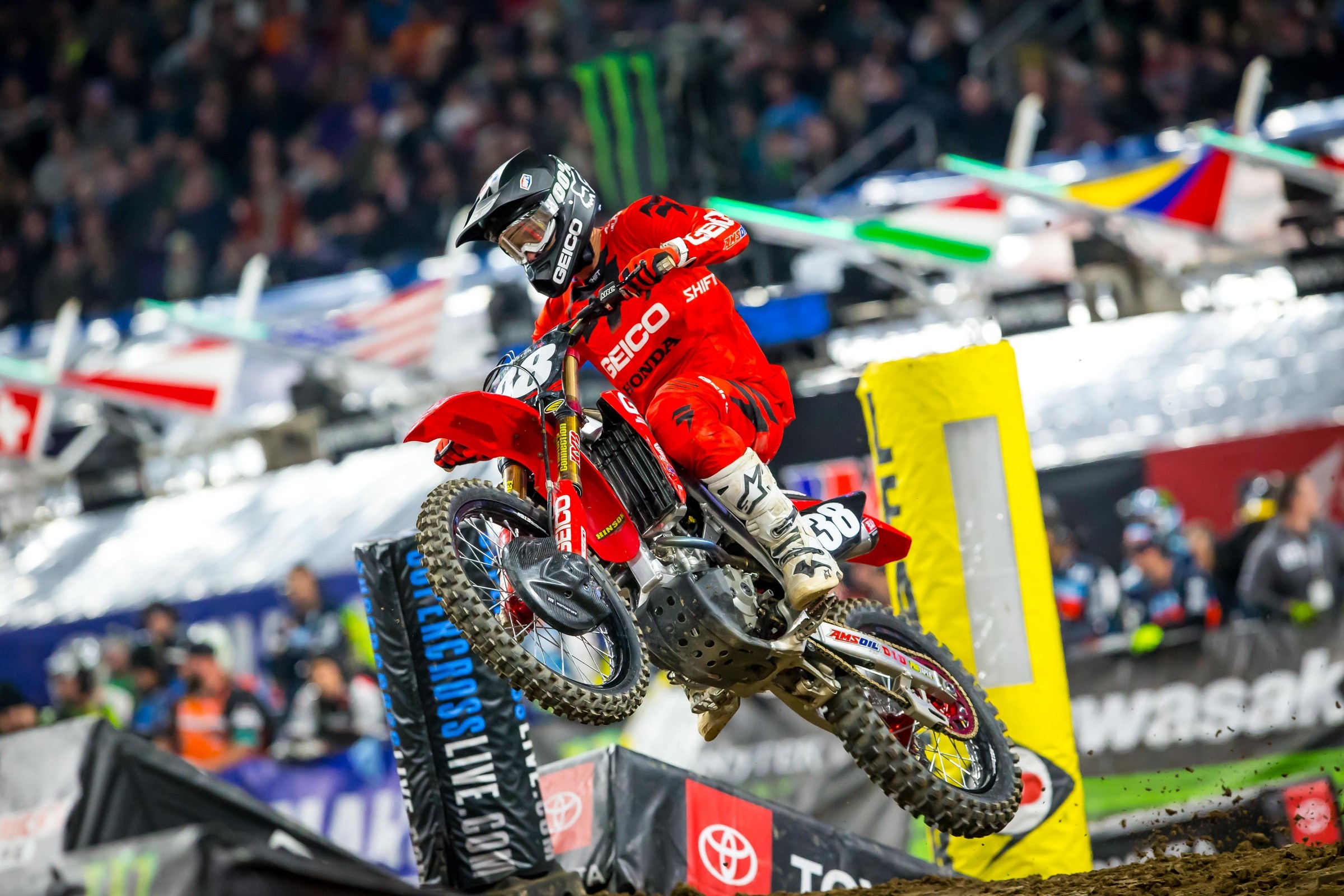 10 Things: East Rutherford