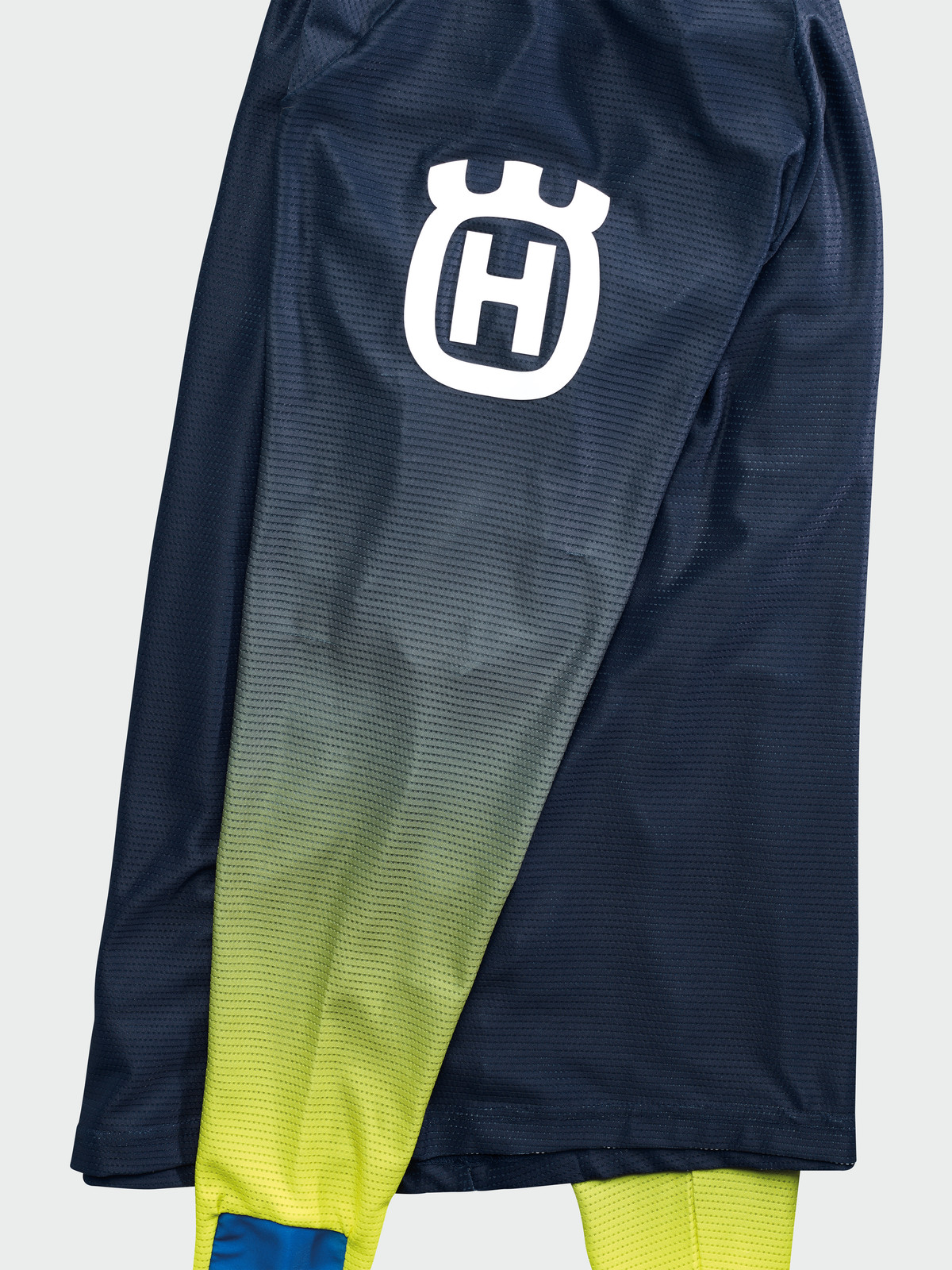 56175_3HS20000530X_KIDS_RAILED_SHIRT_CLOSE_UP_5