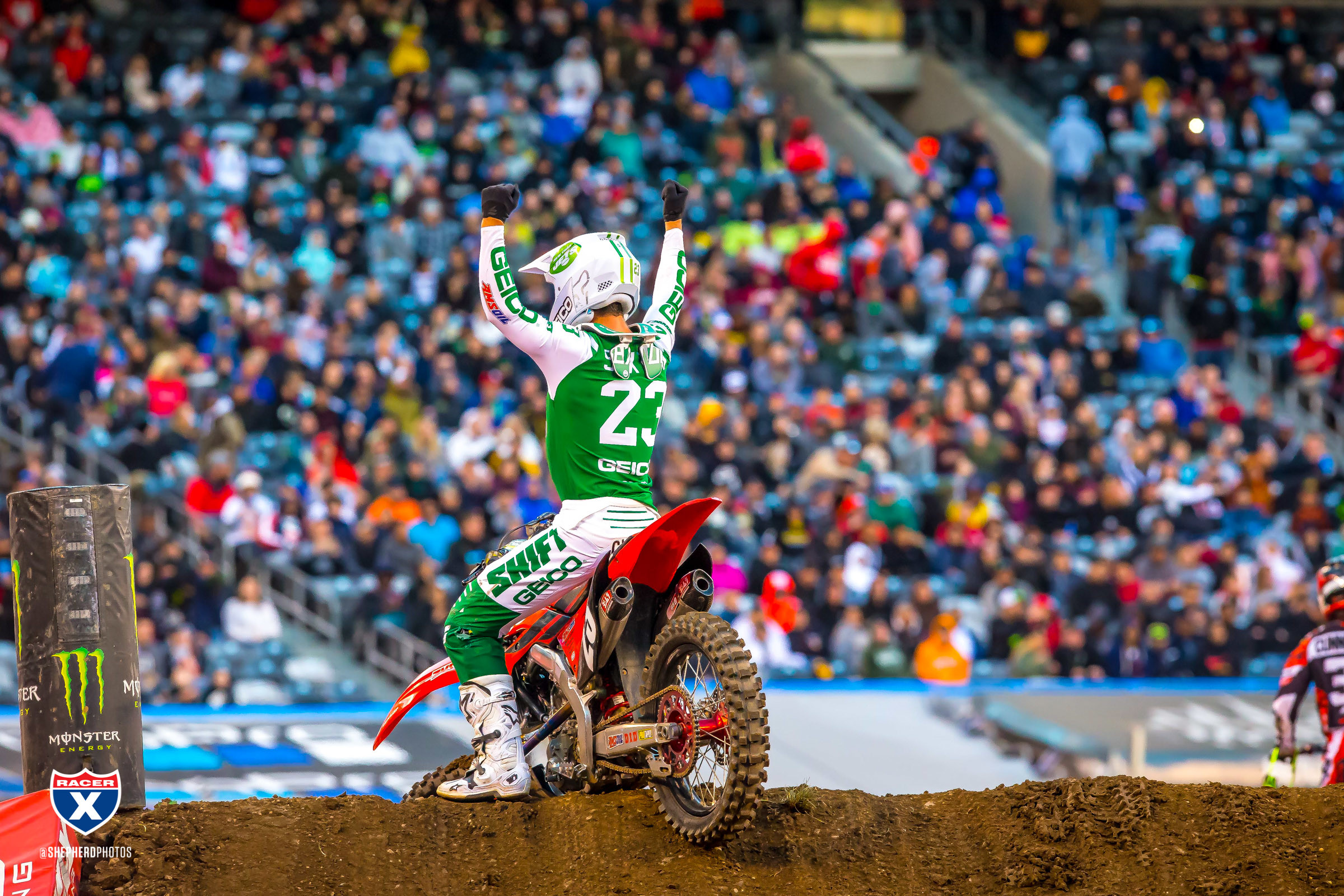 Sexton_RS_SX19_East_Rutherford_013