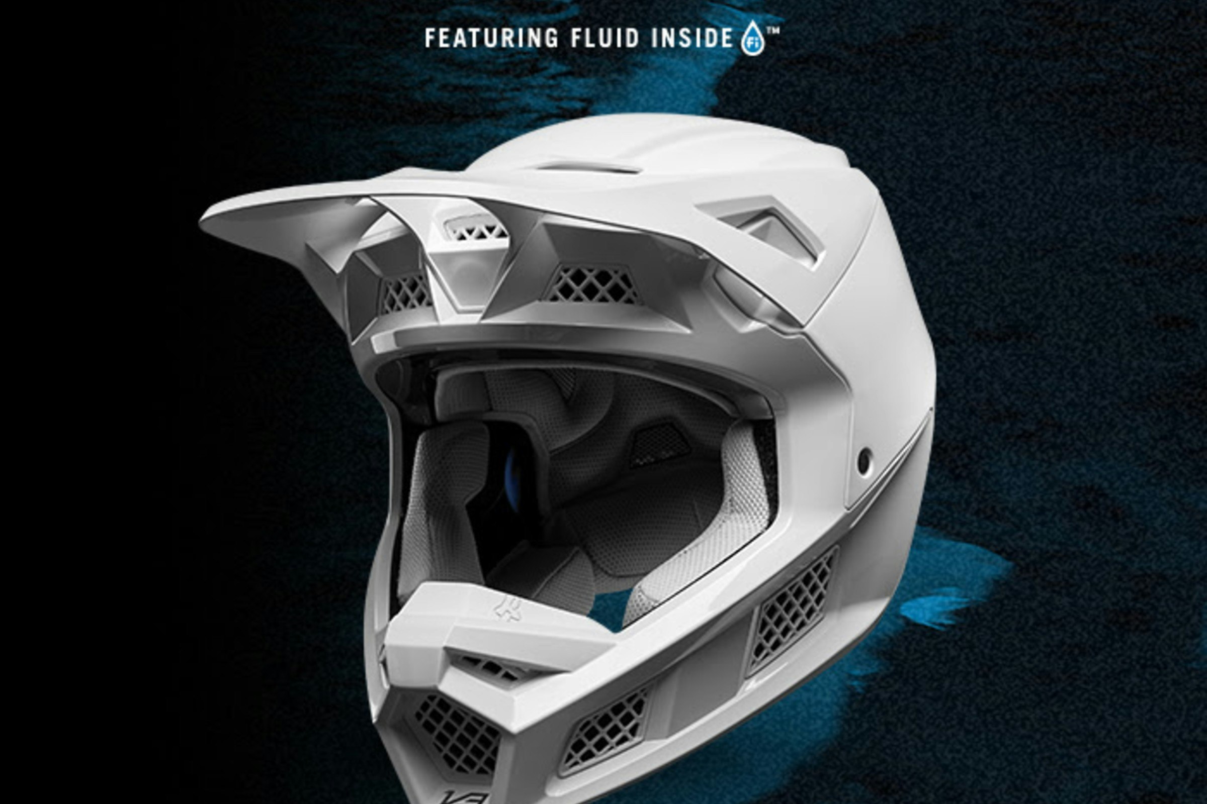 Fox Introduces All-New V3 Moto Helmet