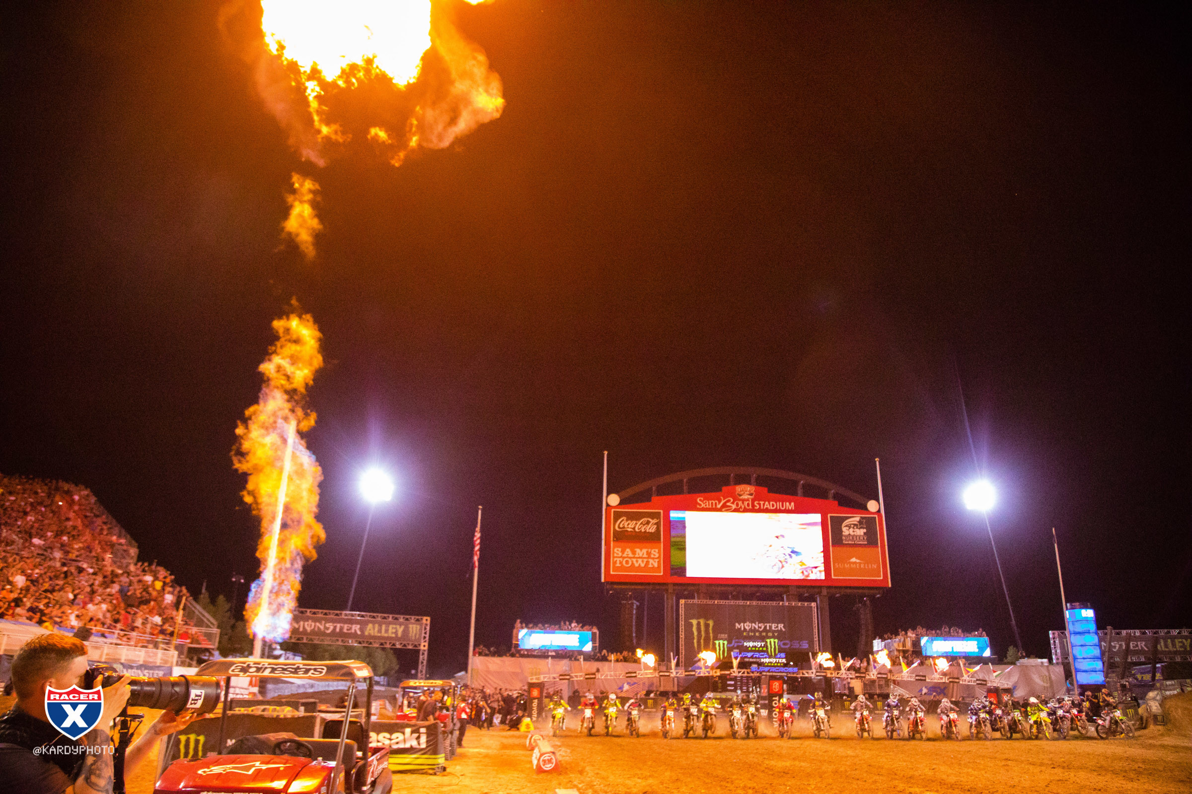 Starts_JK_SX19_Vegas_3053