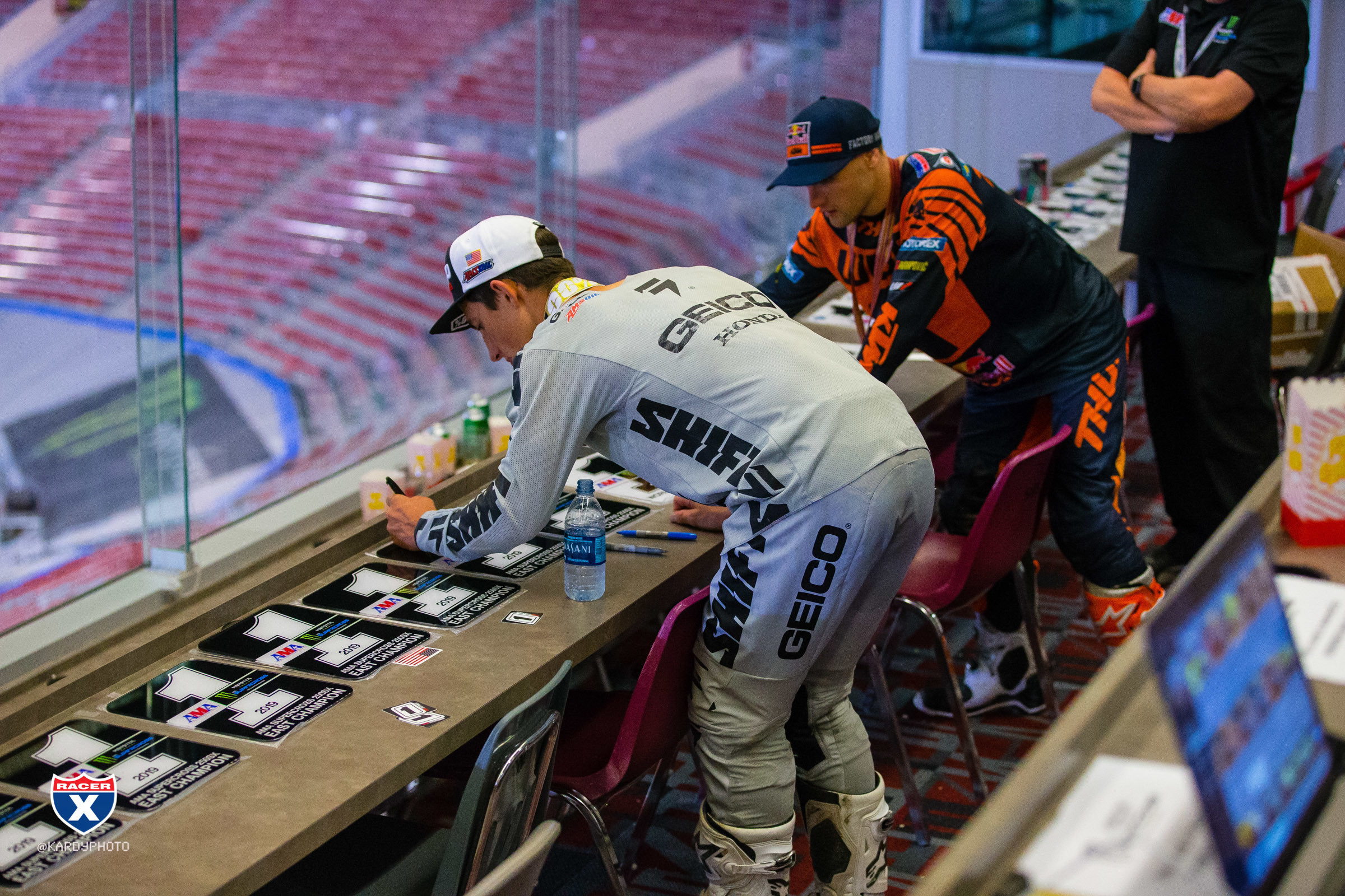 Podium_JK_SX19_Vegas_2712