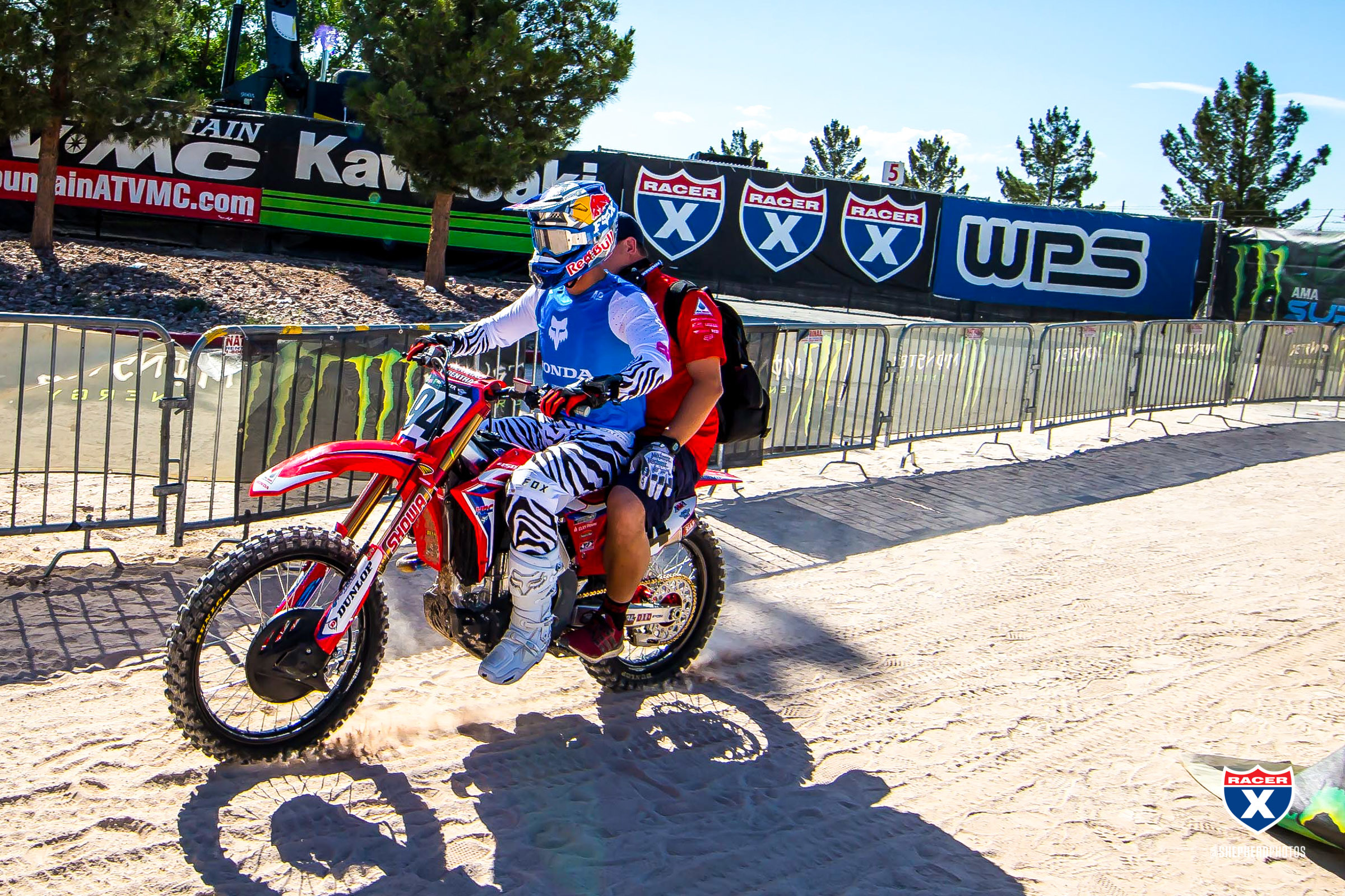 Roczen_RS_SX19_Las_Vegas_063