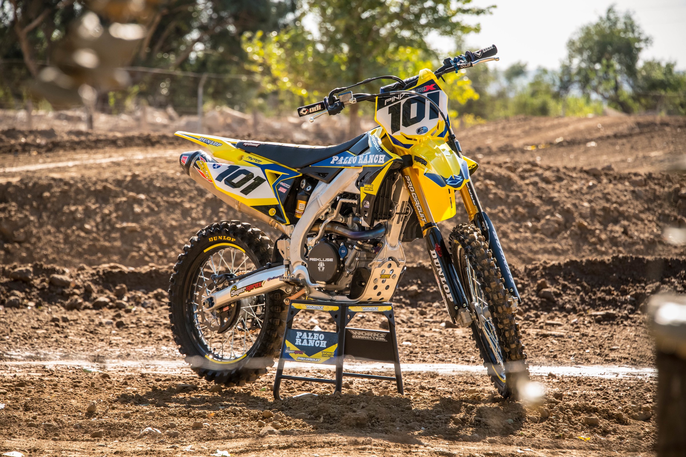 Racer X Films: 2019 Suzuki RM-Z450 Garage Build