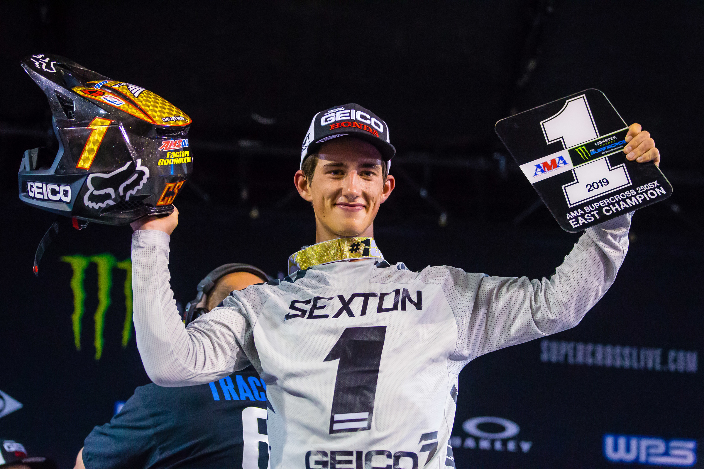 Podium_JK_SX19_Vegas_2618