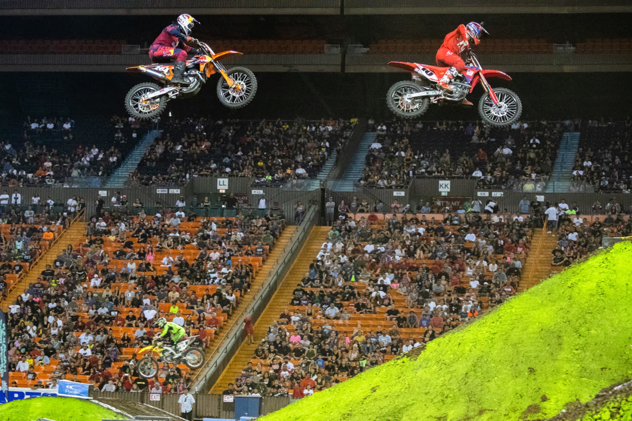 Racer X Films: Justin Brayton GoPro at Hawaiian SX