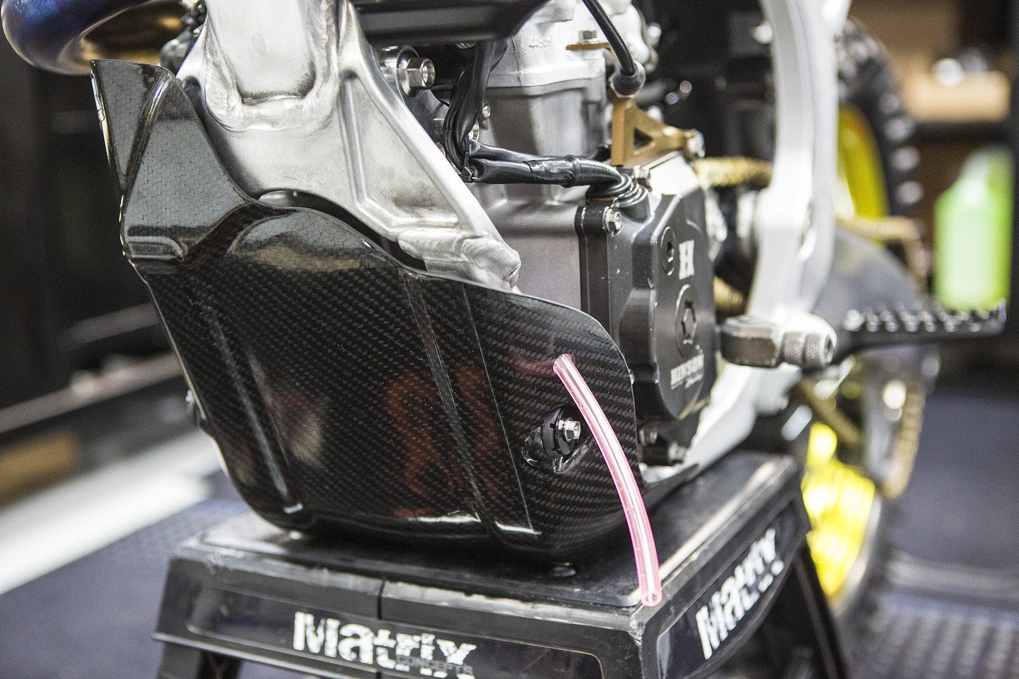 JGRMX_Suzuki_RM-Z450_Skid_Plate_4s