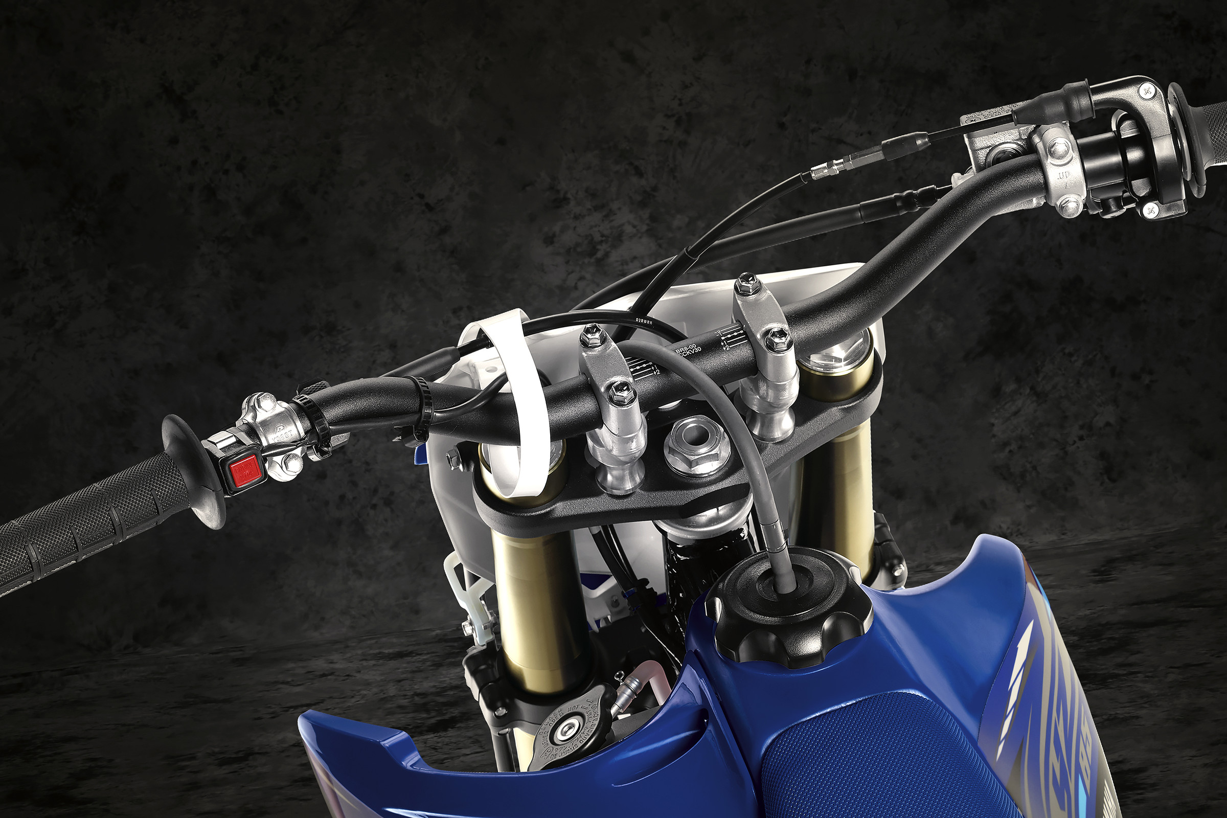 20_YZ85_TeamYamahaBlue_D06