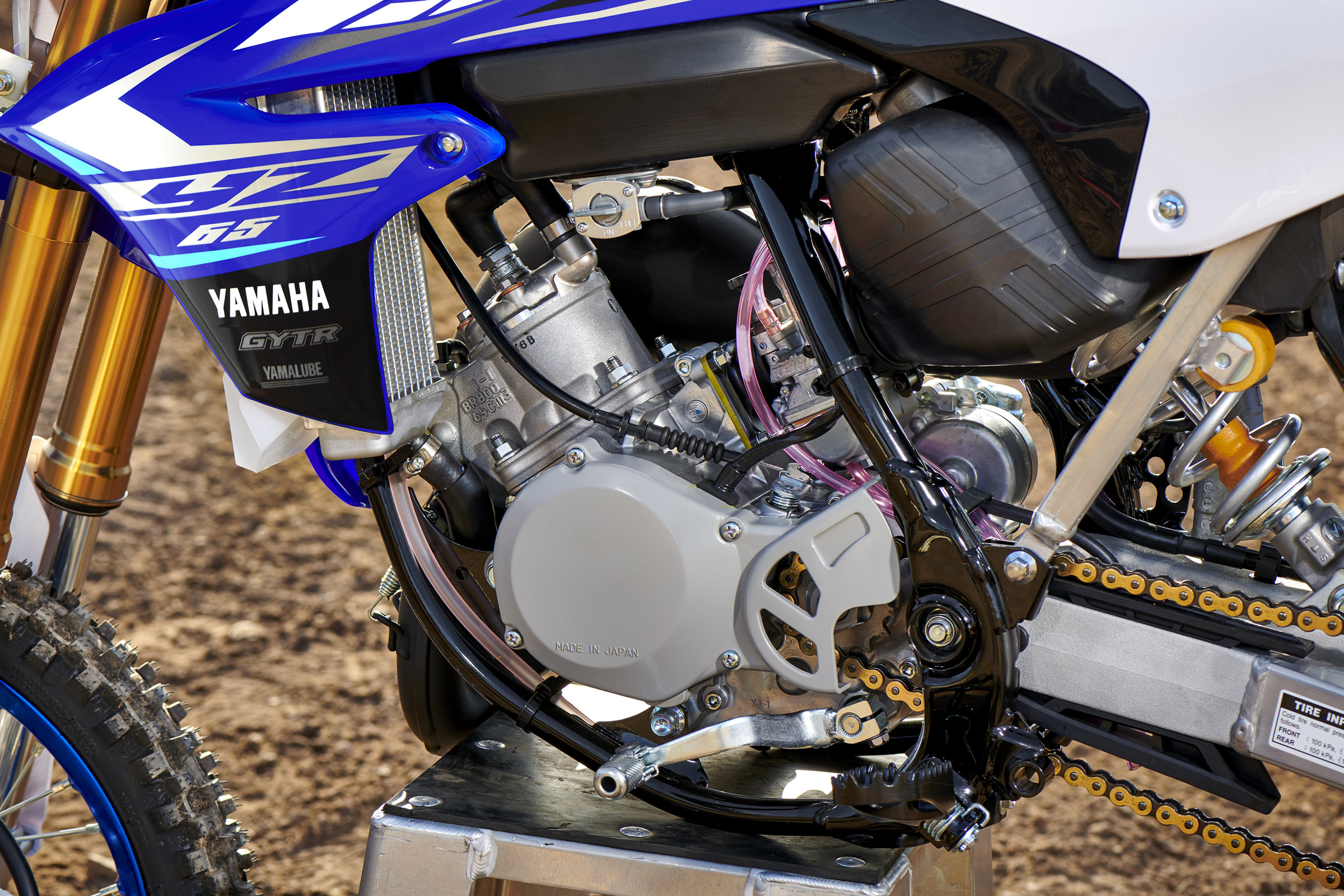 20_YZ65_TeamYamahaBlue_D01