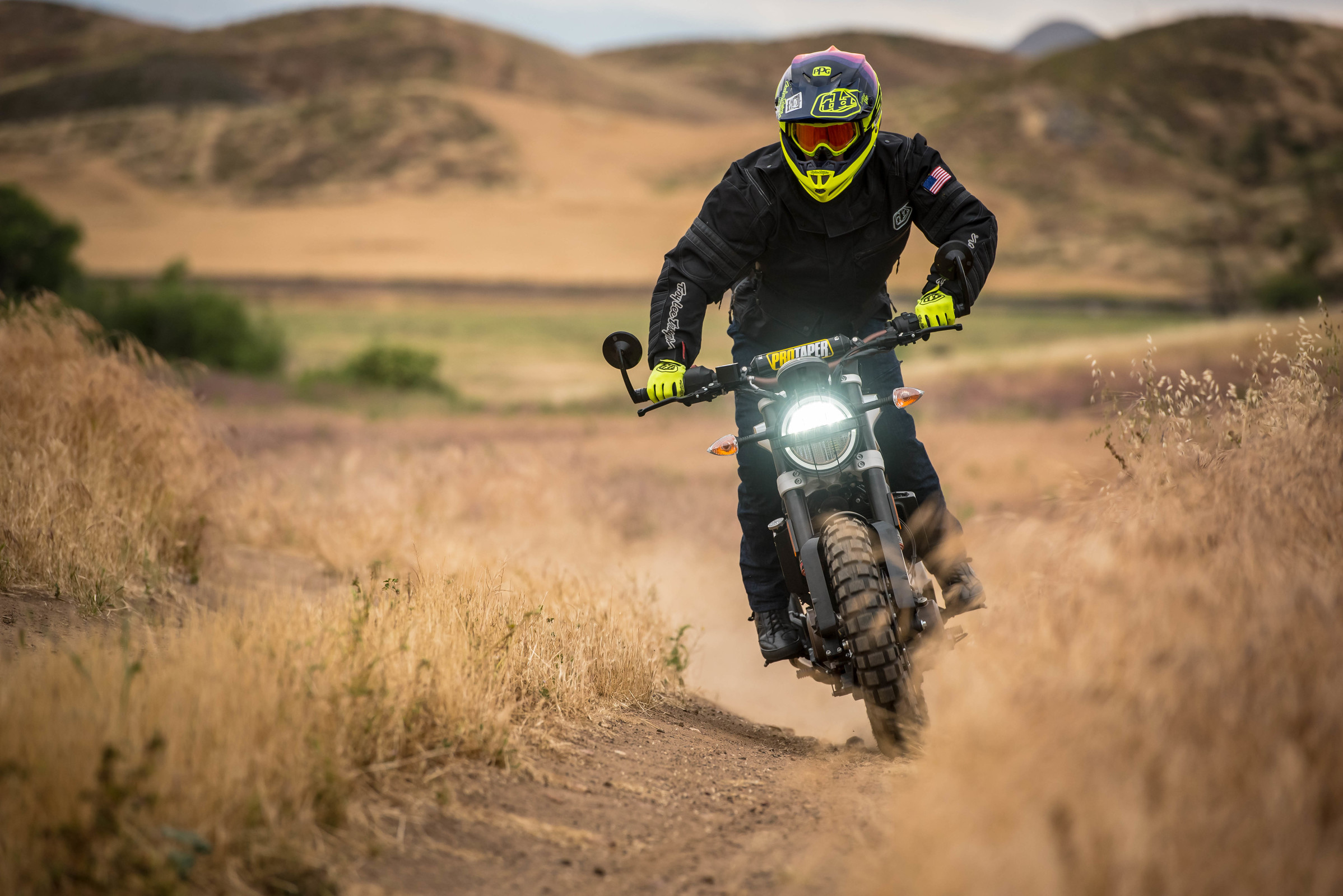 2019_Husq_Svartpilen-Cudby-0016