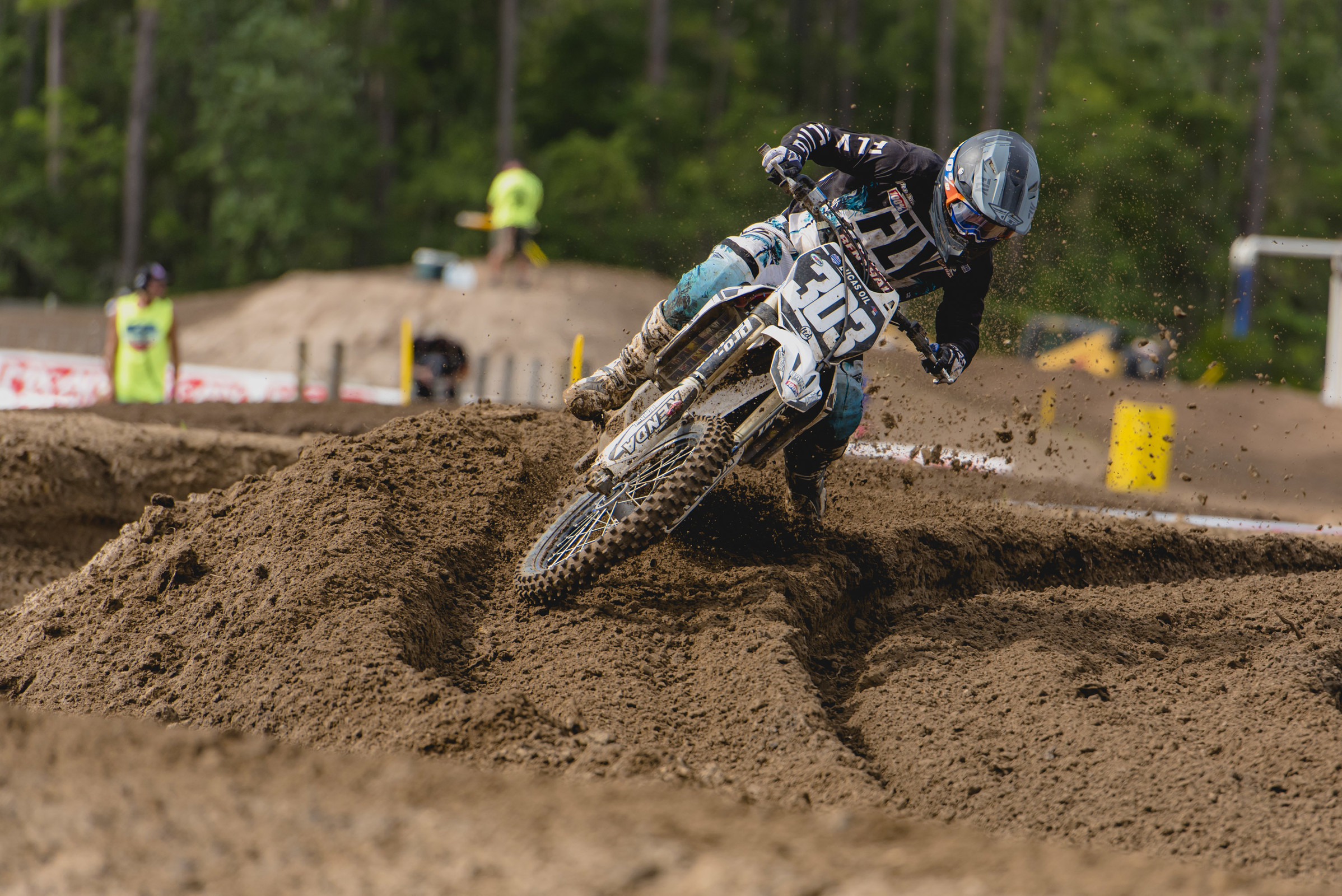 MX19-Rd05-303-Hand-331