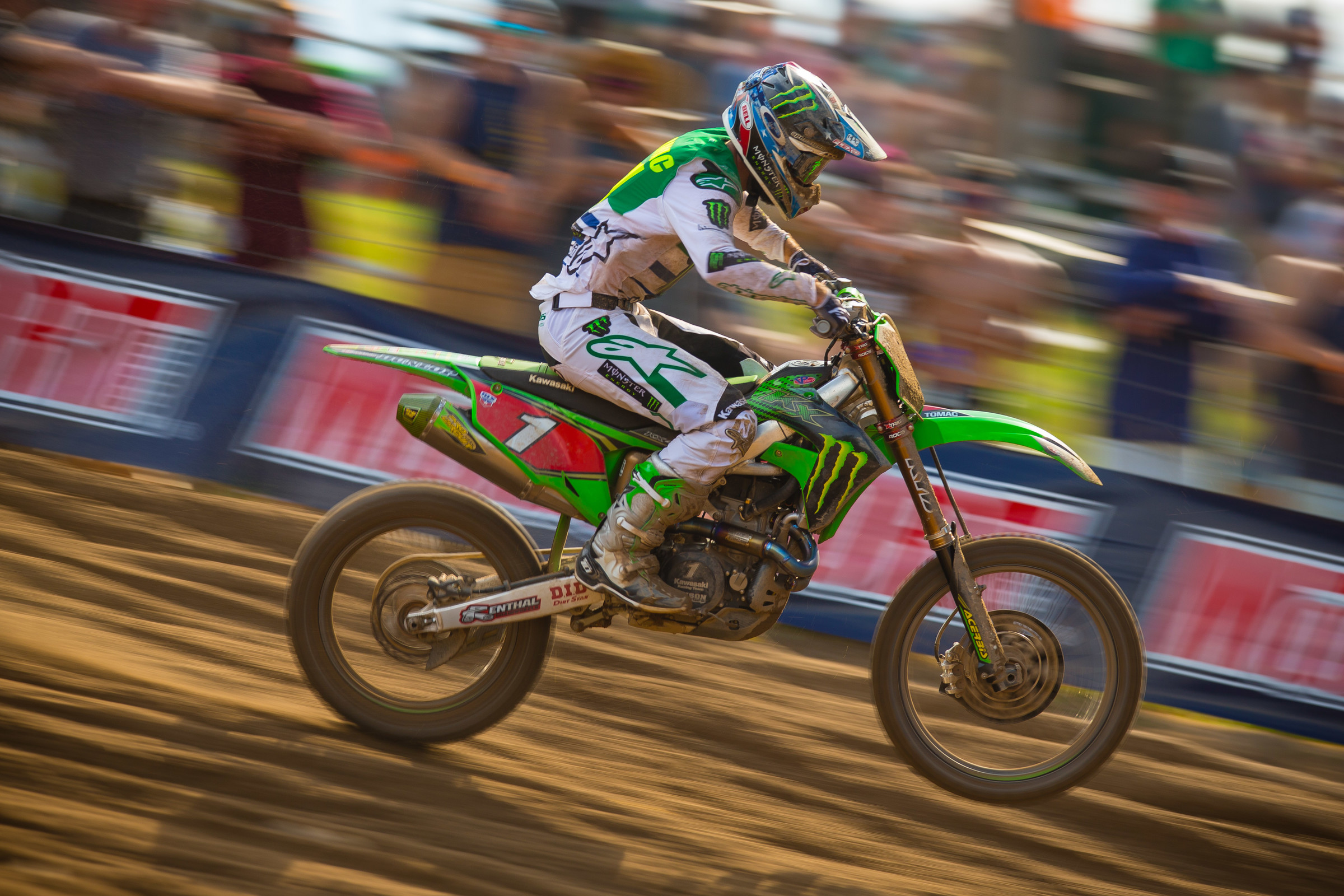 Tomac finished 2-3 for third overall at Southwick.