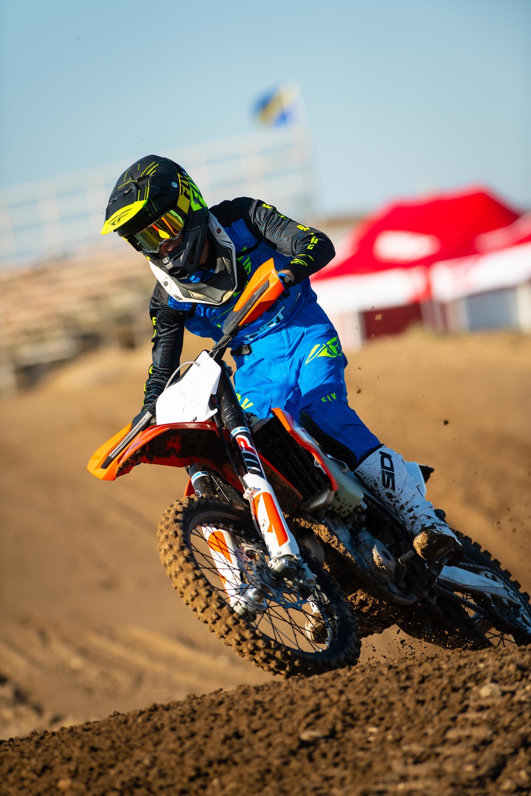 FLYintro-July19-Cudby-0021