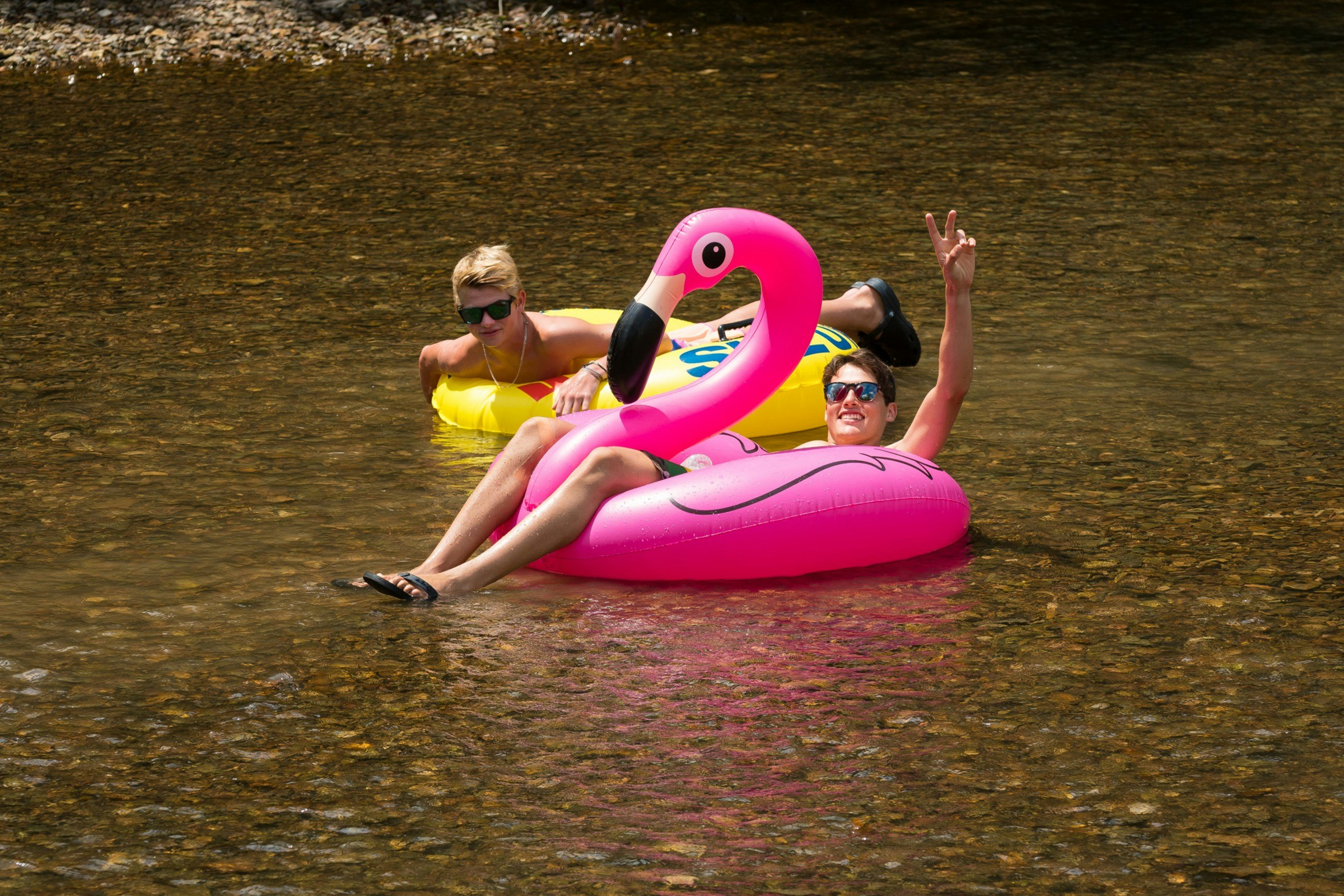 Loretta Lynn's Gallery: Thursday