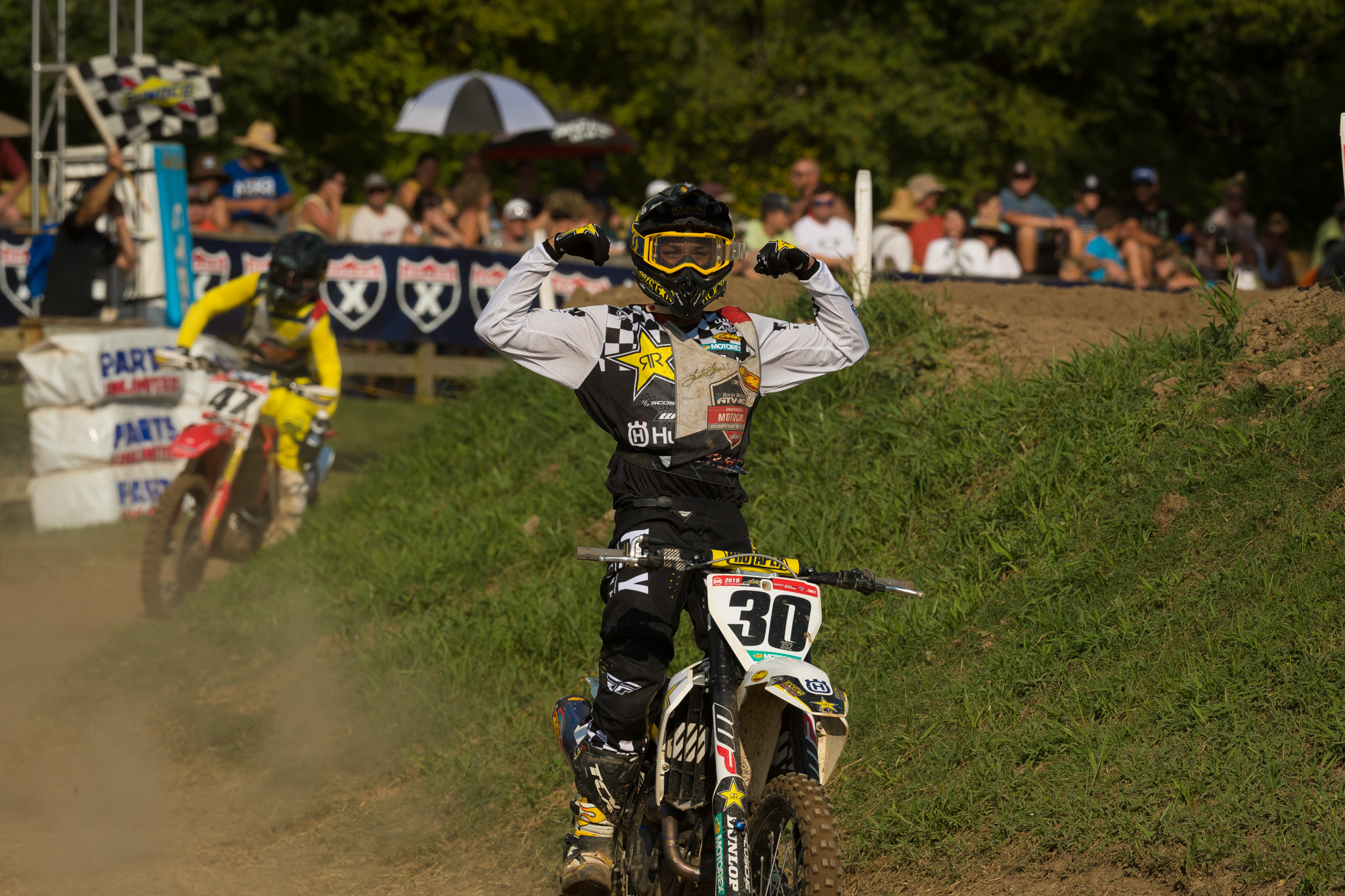 Jalek Swoll takes it with a bummed Jo Shimoda (47) coming up just short.