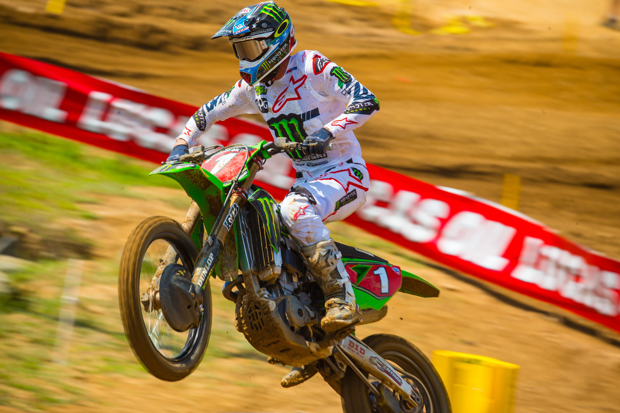 Unlike the last two years, Tomac was able to clinch the 2019 title before the season-finale Ironman National.