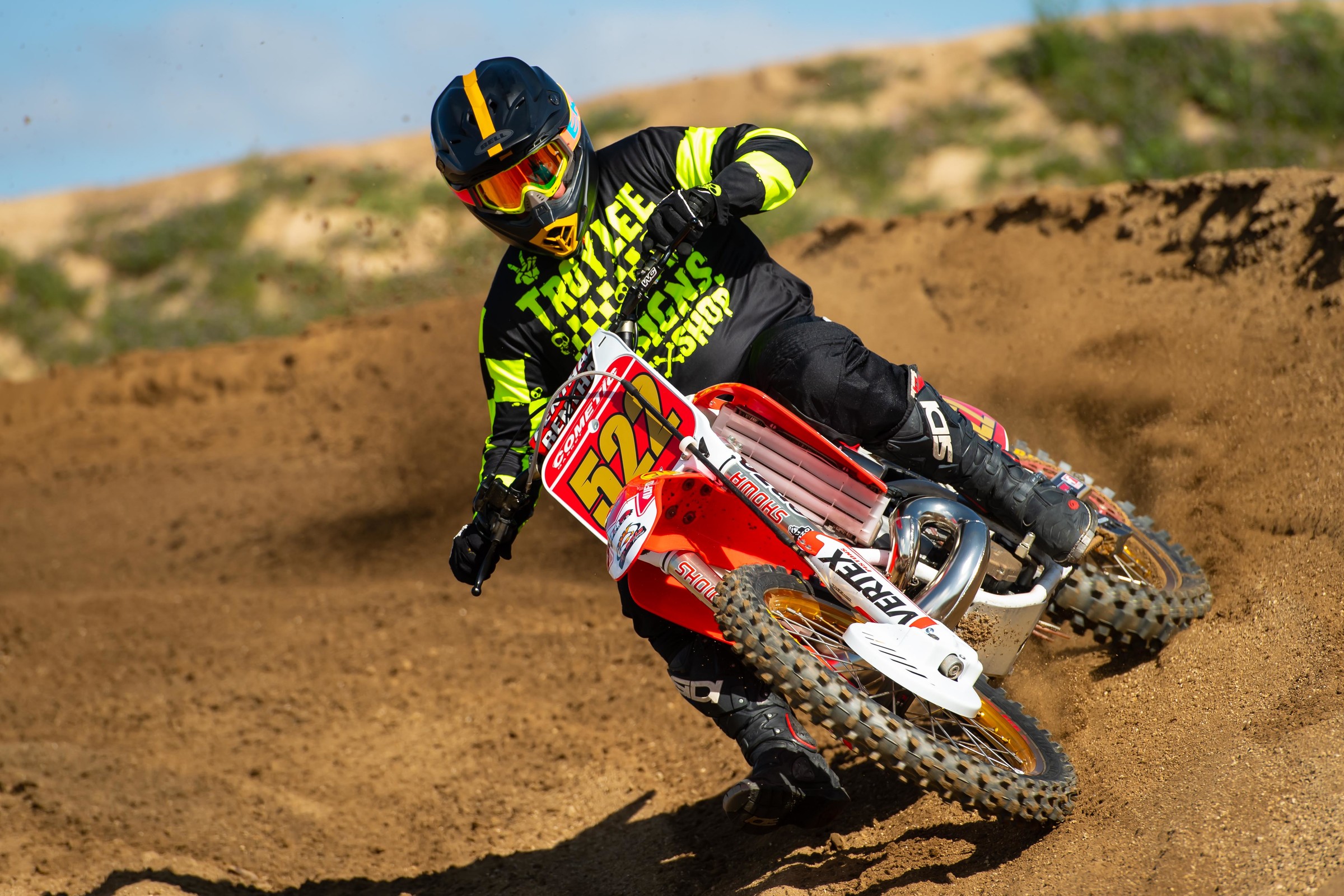 1992-1993HondaCR500Builds-Cudby-0038